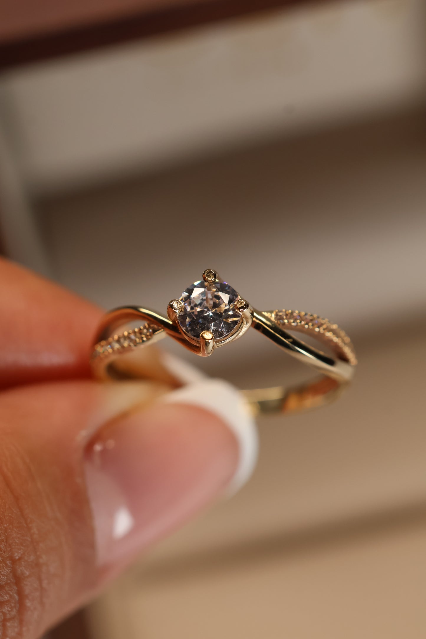 Anillo Ethernel en oro amarillo 10k