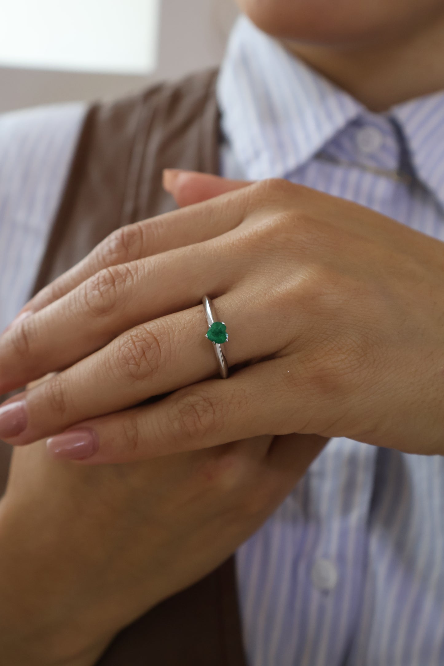 Anillo Zoe en Oro 14k con Esmeralda 0.50 ct