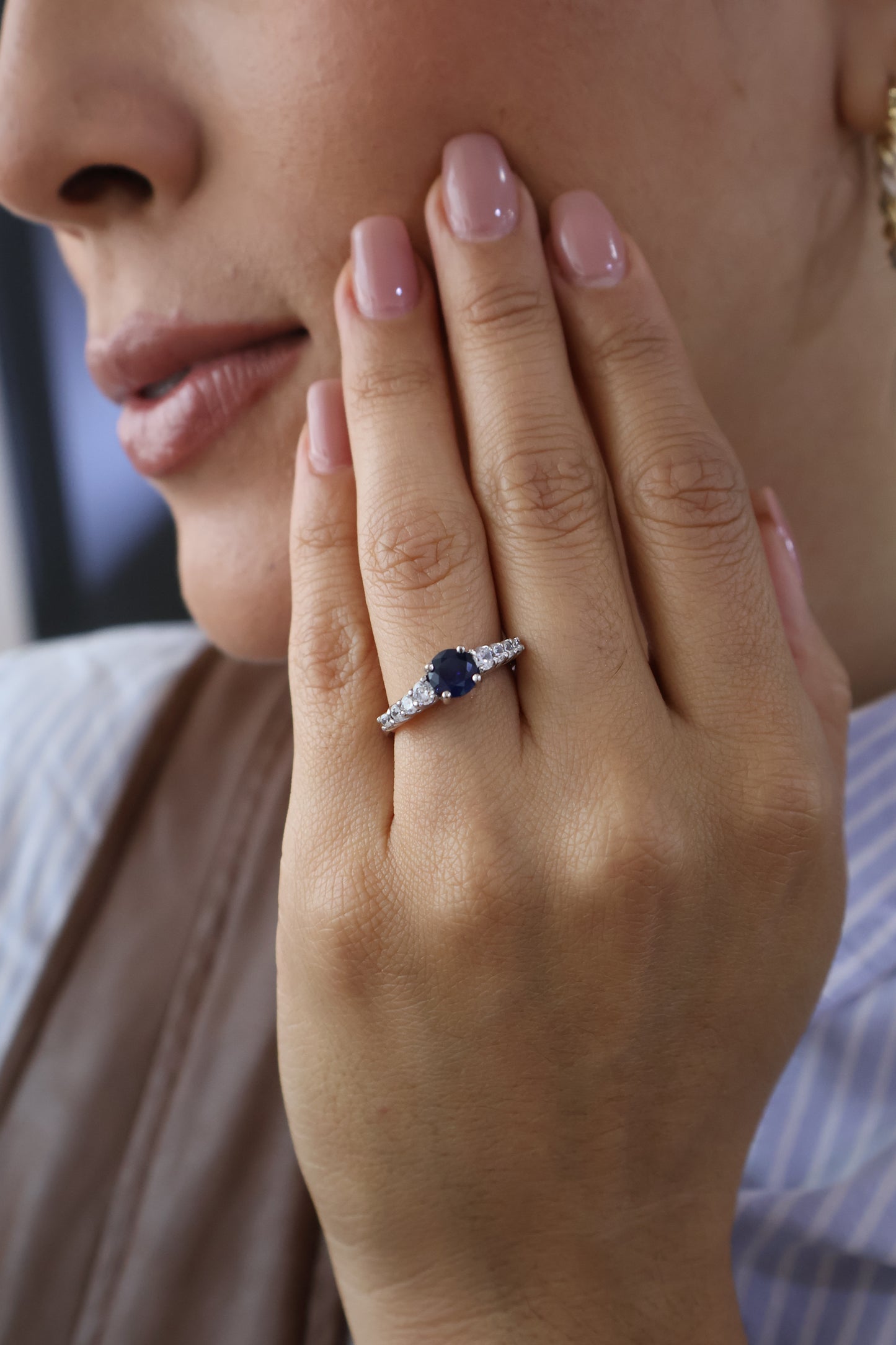 Anillo Addison en Oro 14k con Zafiro 1.2 ct