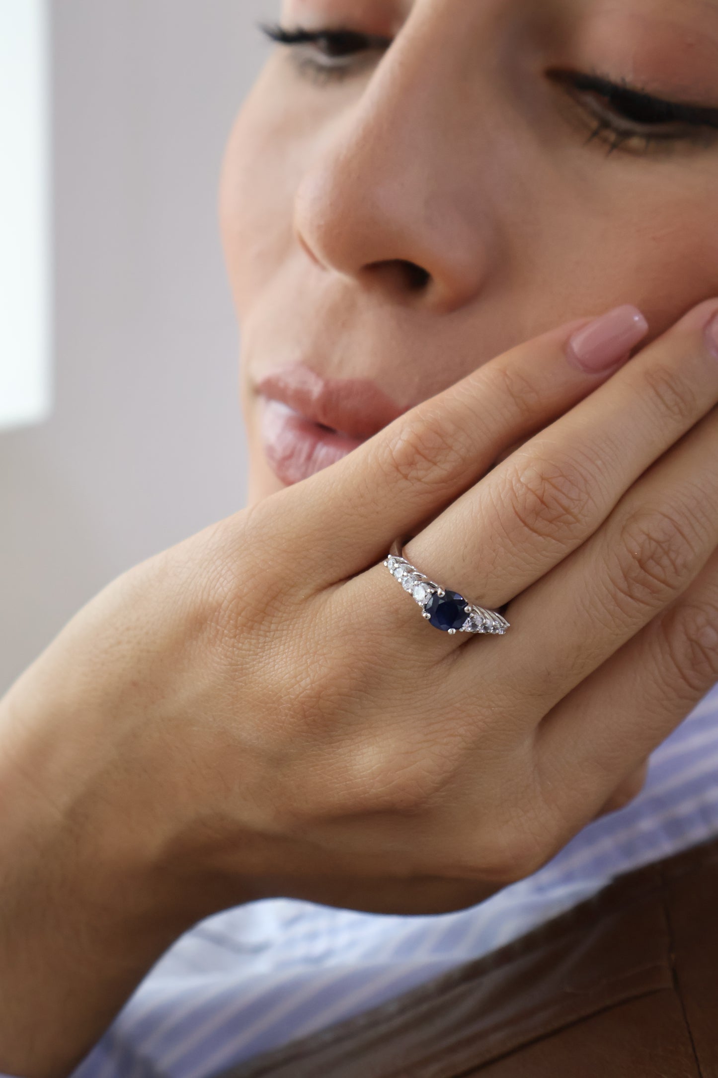 Anillo Addison en Oro 14k con Zafiro 1.2 ct