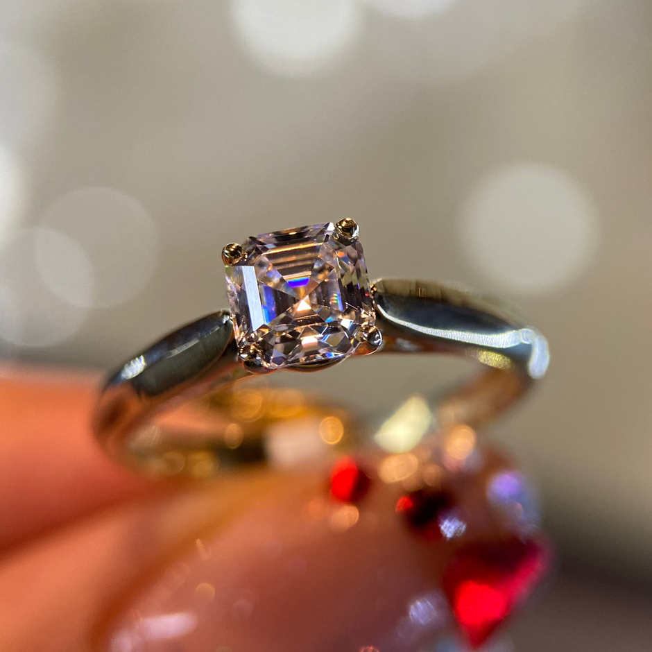 Anillo Crista en Oro 1.20 ct