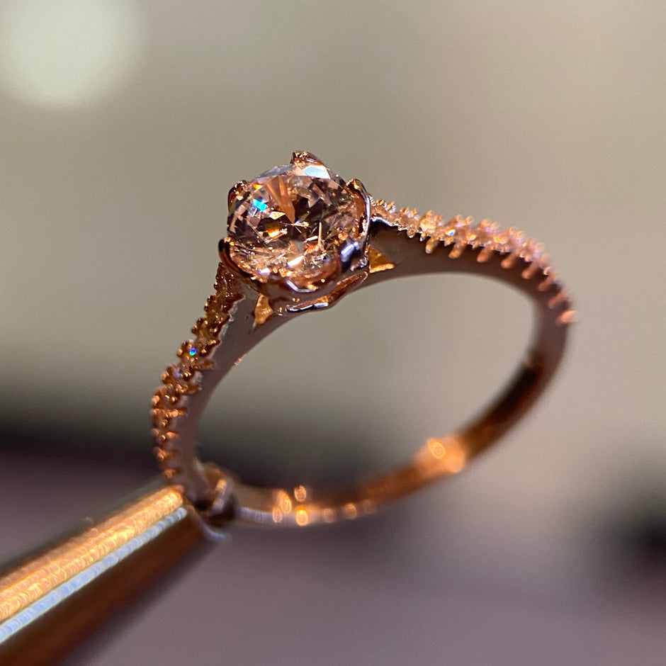 Anillo de compromiso en oro