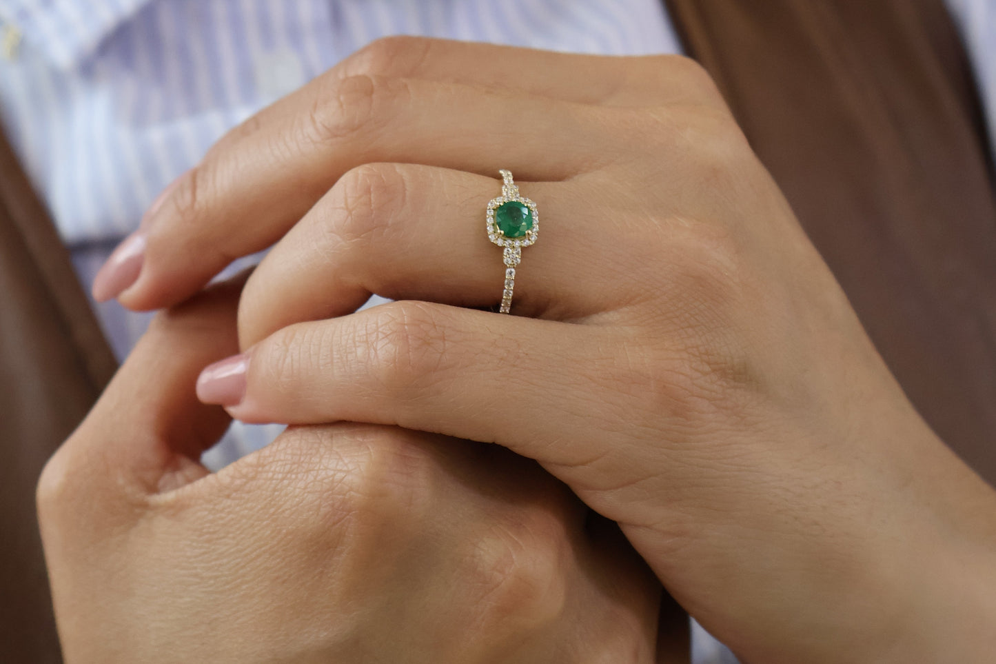 Anillo Cloe en Oro 14k con Esmeralda 0.50 ct