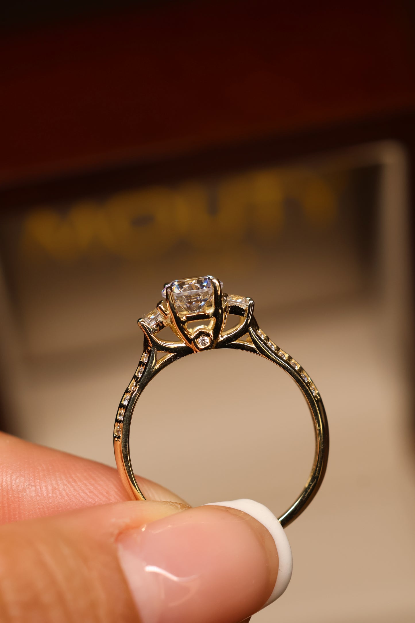 Anillo en Oro Amarillo 14k con Circonia Mod. 15879