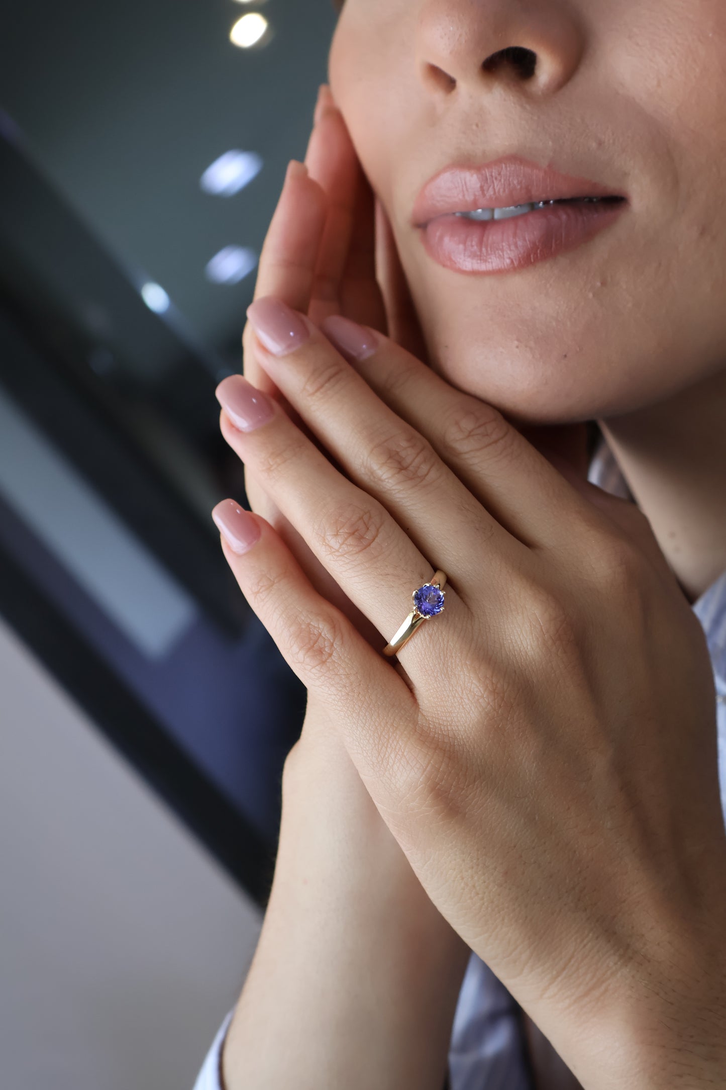 Anillo Amy en Oro con Tanzanita 0.80 ct
