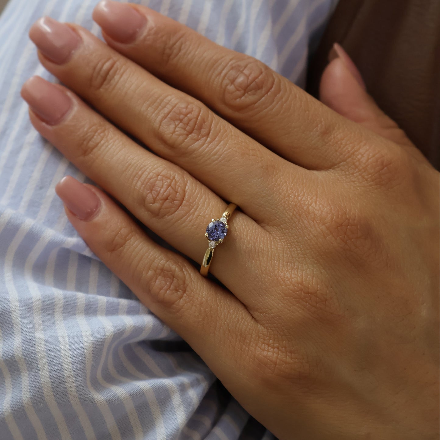 Anillo Ashley en Oro con Tanzanita 0.60 ct