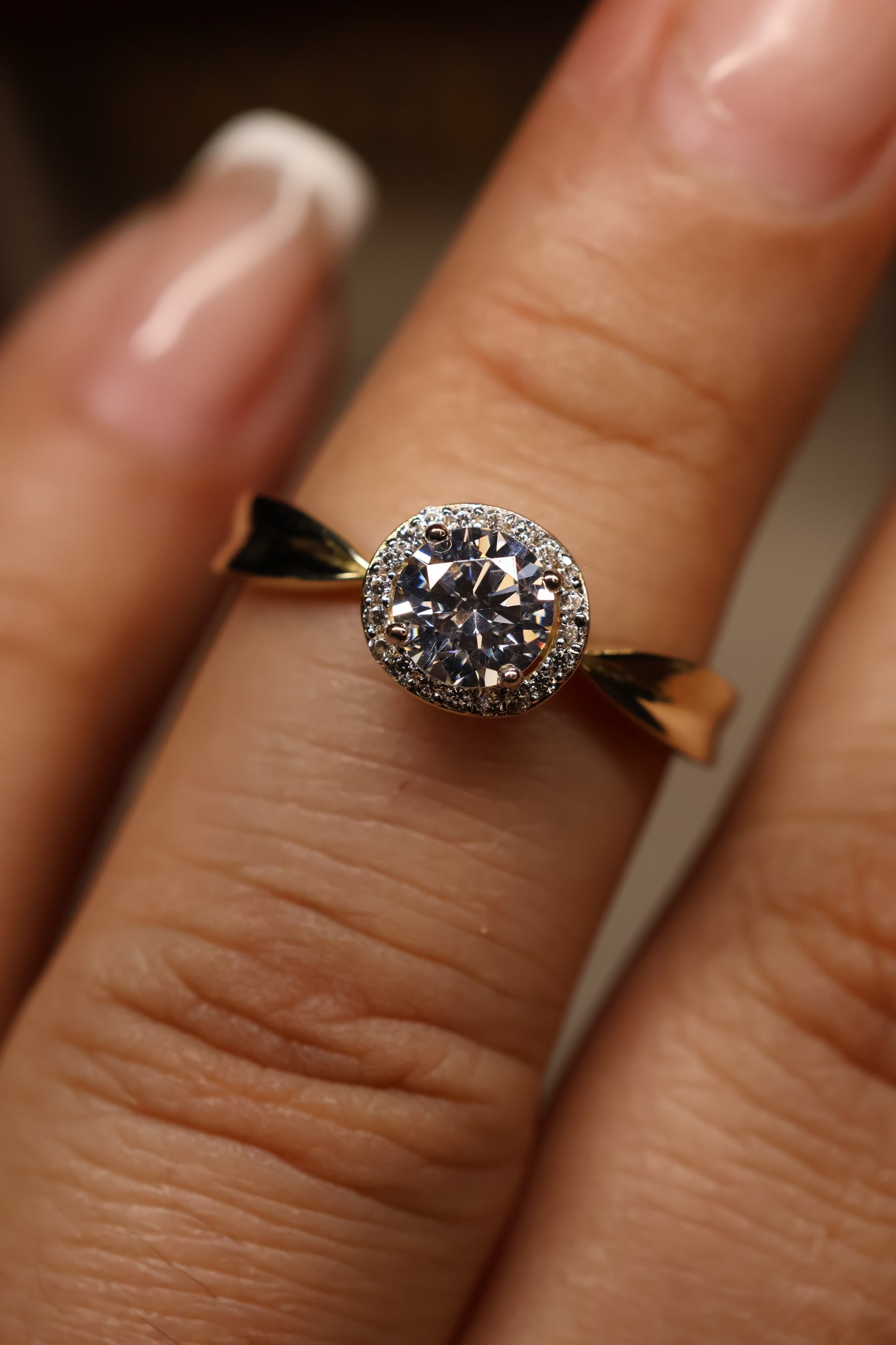 Anillo en Oro Amarillo 14k con Circonia Mod. 15885