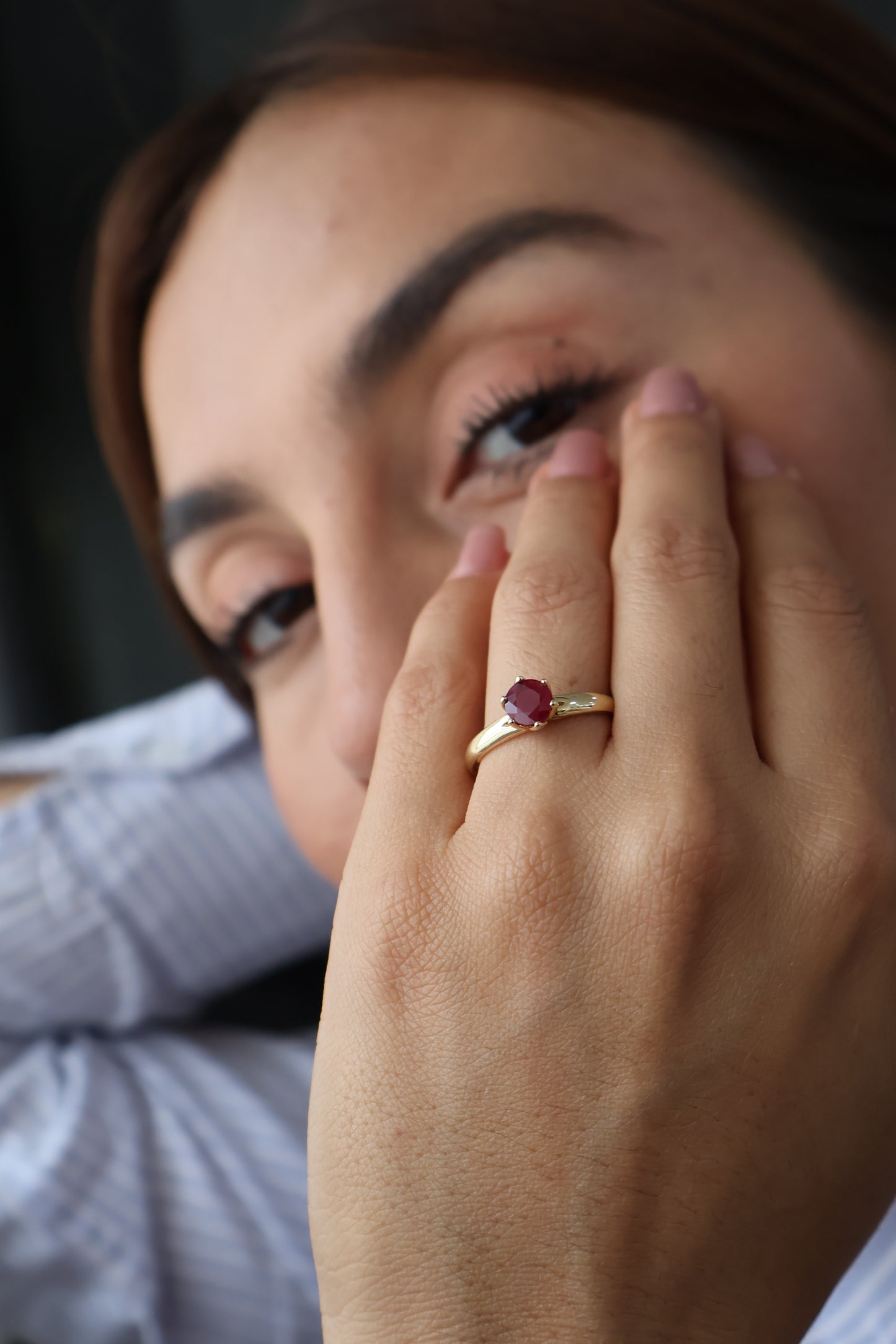 Anillo Amaya en Oro 14k con Rubi 1.2 ct