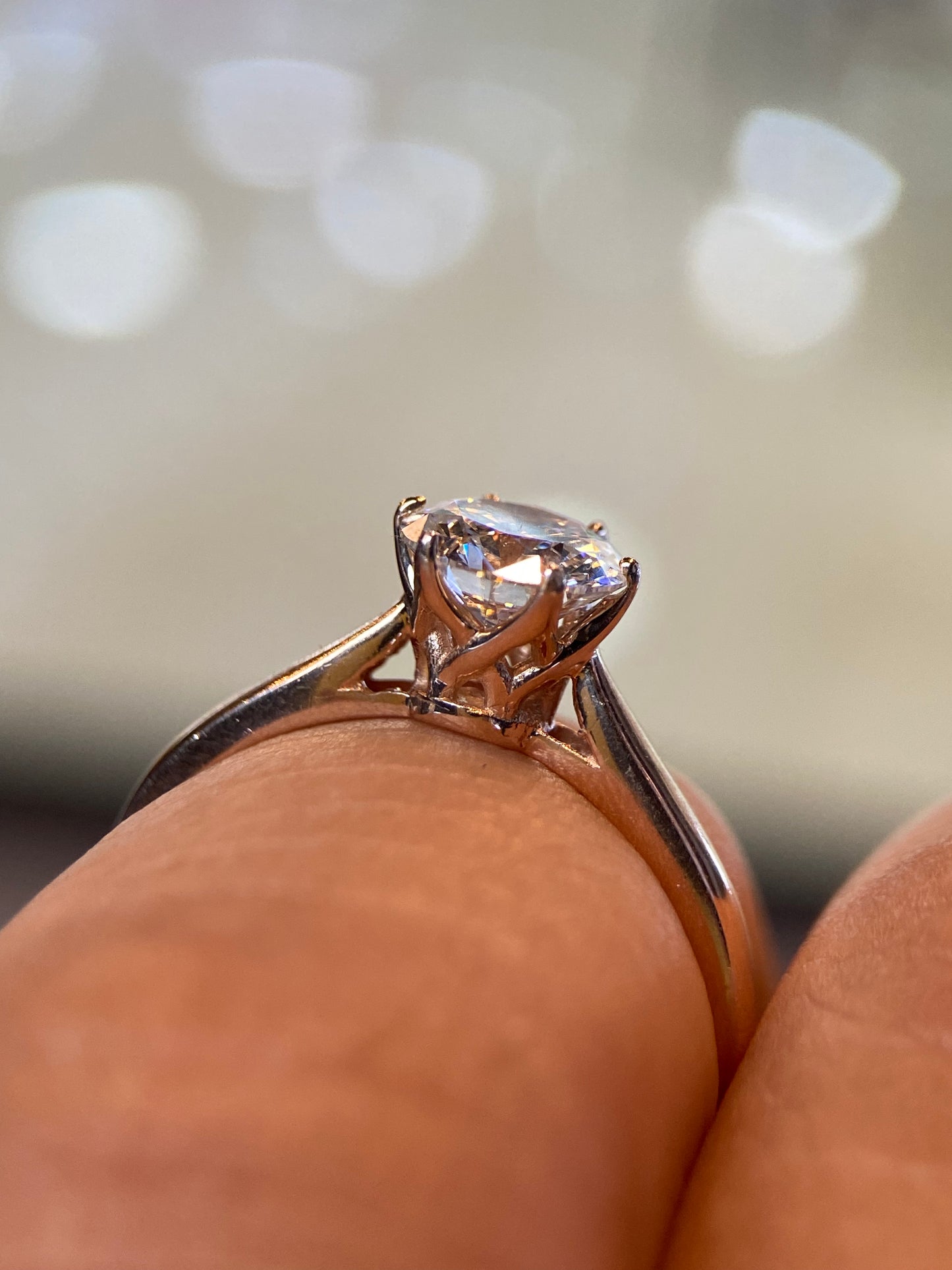 Anillo en Oro Rosa 14k con Moissanita 1.0ct Mod.15900