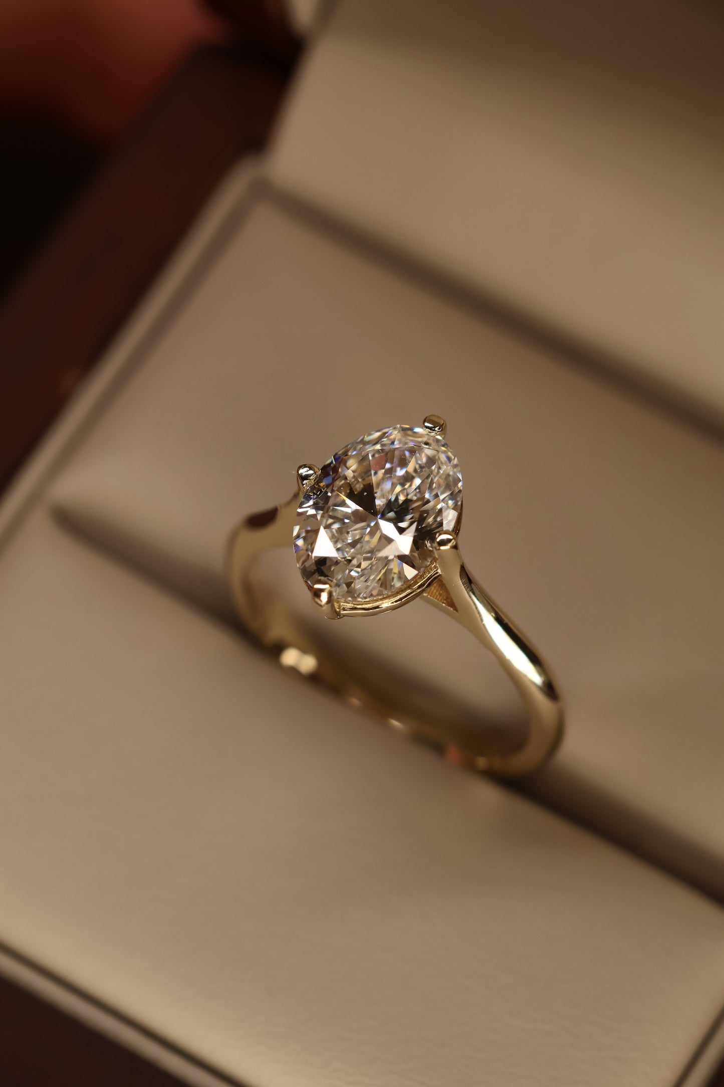 Anillo Annelise en Oro Amarillo 14K con Diamante de Laboratorio de 2.17ct | IGI