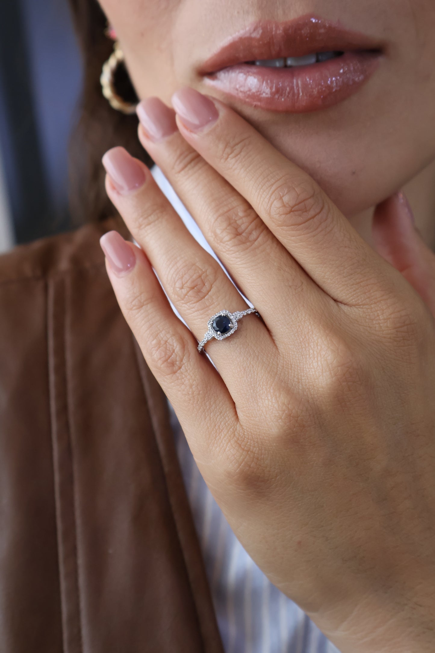 Anillo Alissa en Oro Blanco 14k con Zafiro 0.50 ct
