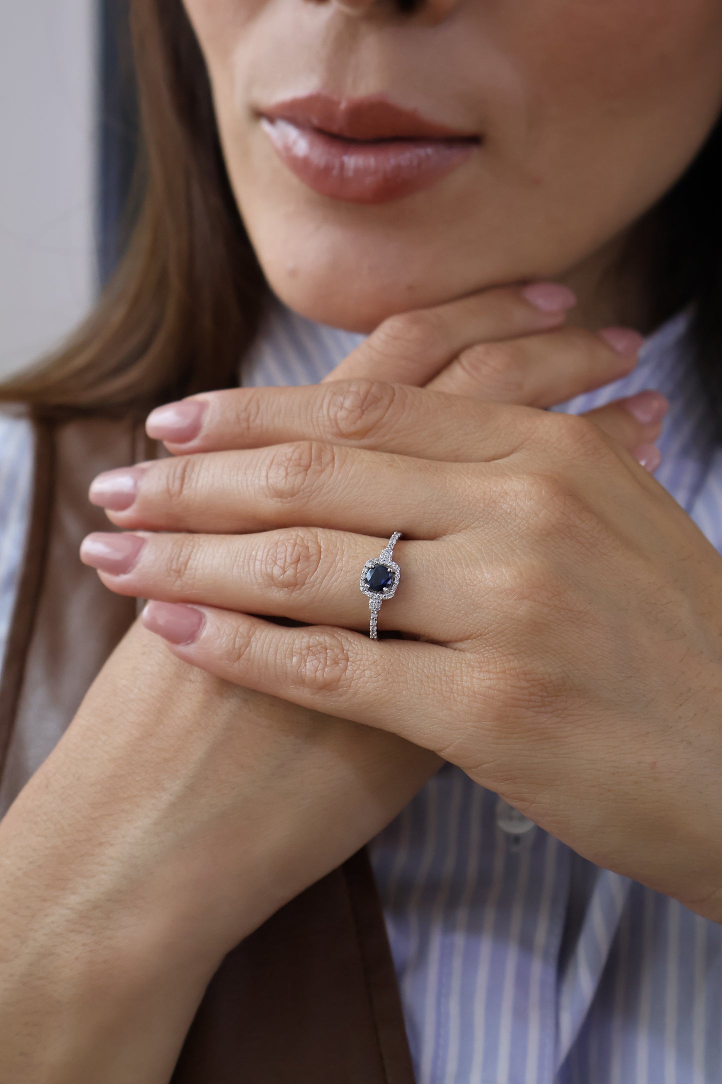 Anillo Alissa en Oro Blanco 14k con Zafiro 0.50 ct