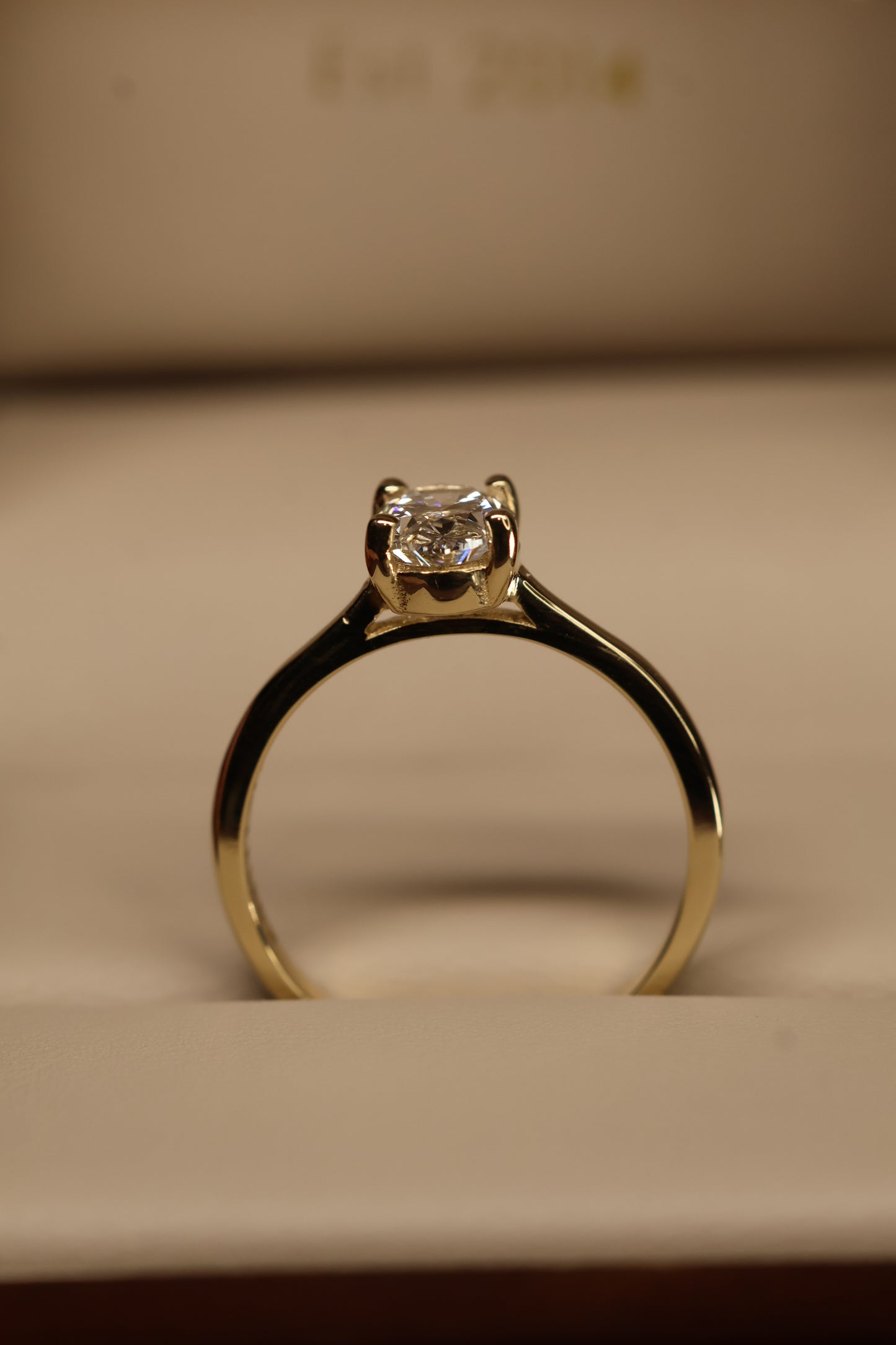 Anillo Elan en Oro Amarillo 14K con Diamante de Laboratorio de 1.03ct | IGI