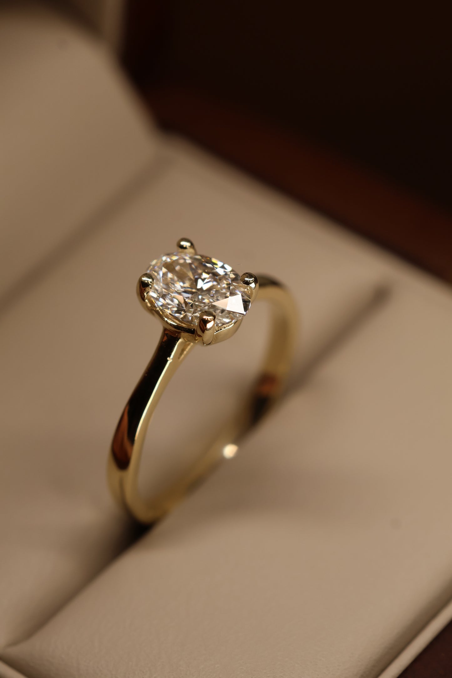 Anillo Elan en Oro Amarillo 14K con Diamante de Laboratorio de 1.03ct | IGI