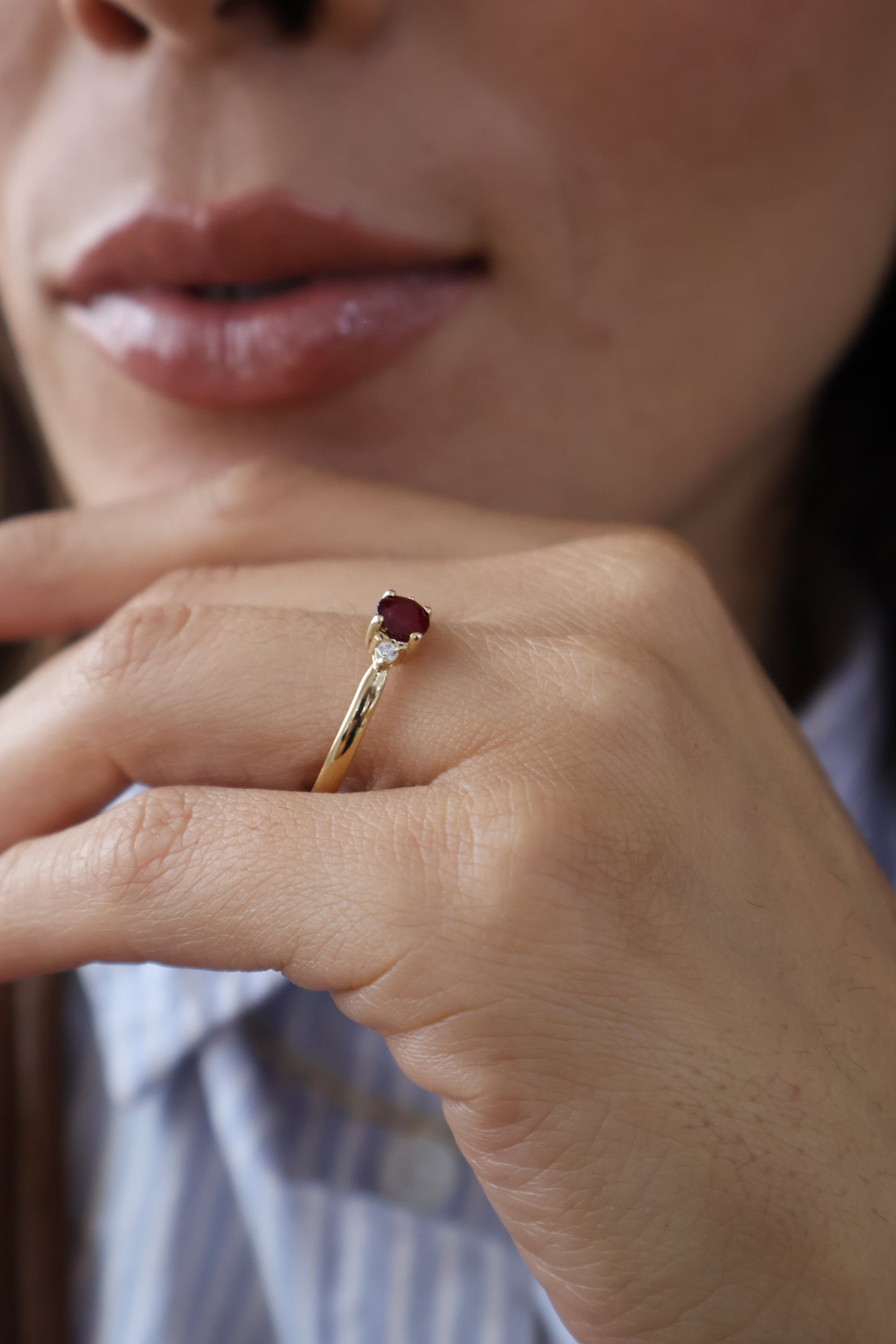 Anillo Agnese en Oro Amarillo 14k con Rubi 0.50 ct