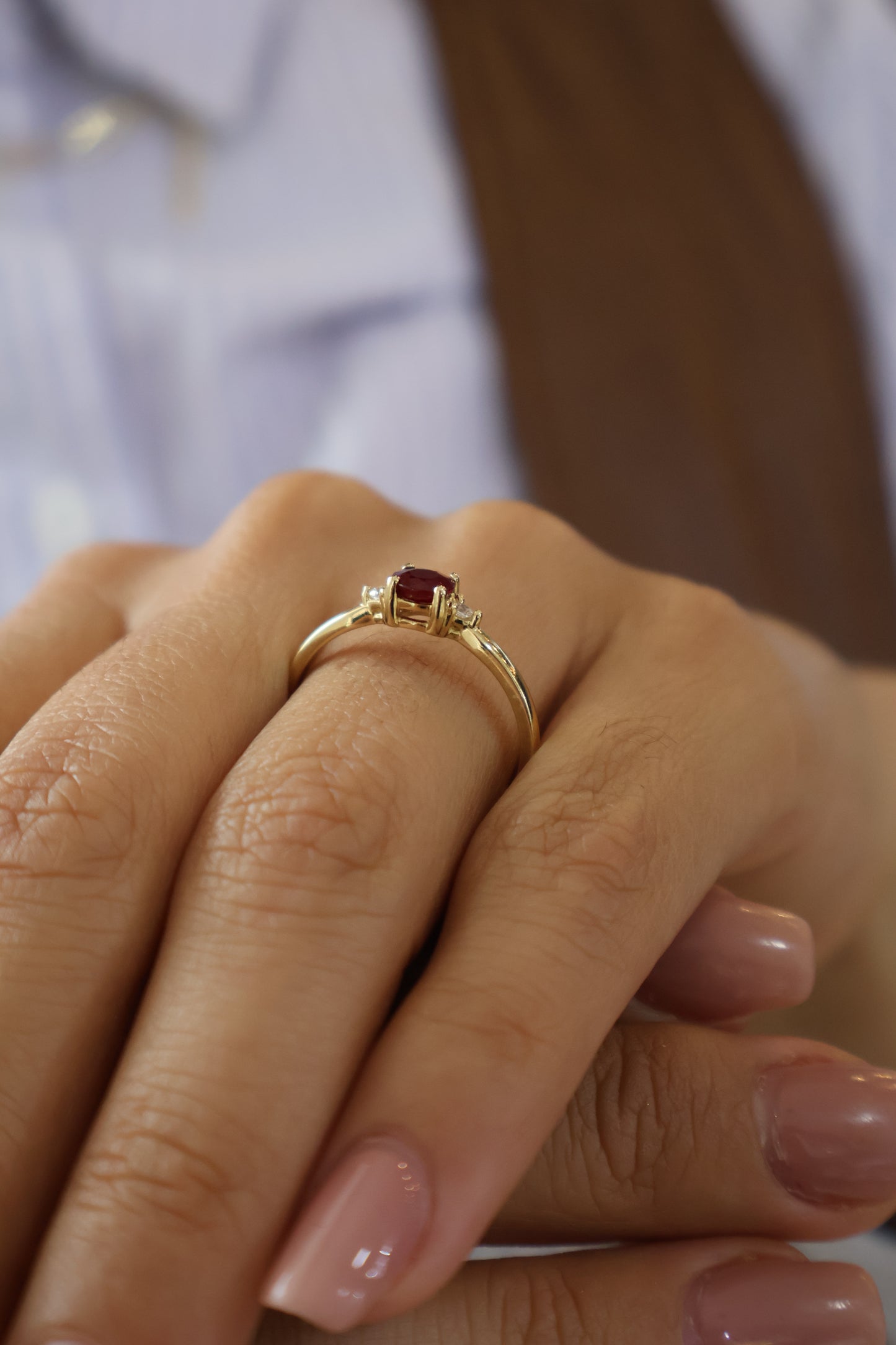 Anillo Agnese en Oro Amarillo 14k con Rubi 0.50 ct