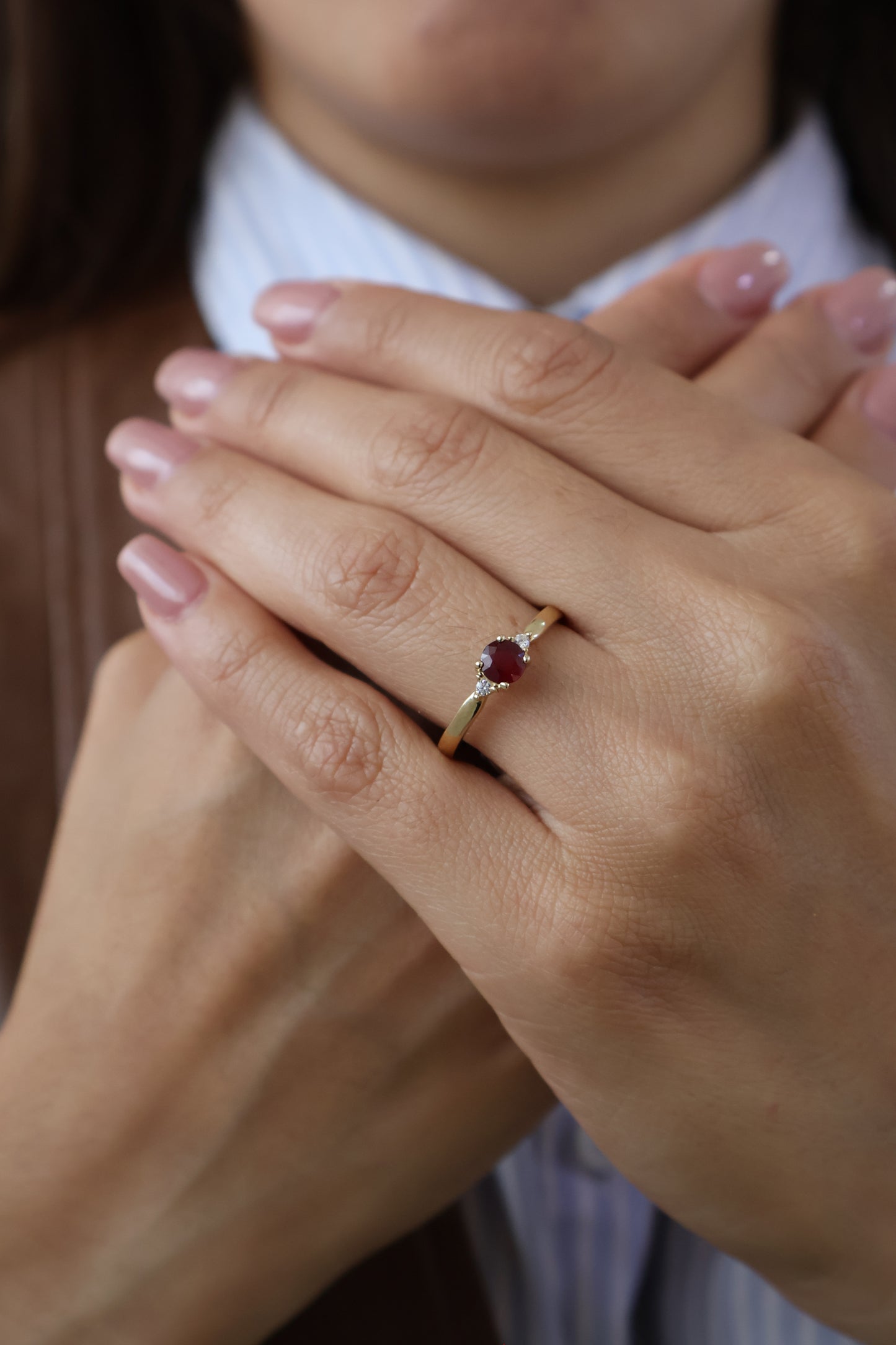 Anillo Agnese en Oro Amarillo 14k con Rubi 0.50 ct
