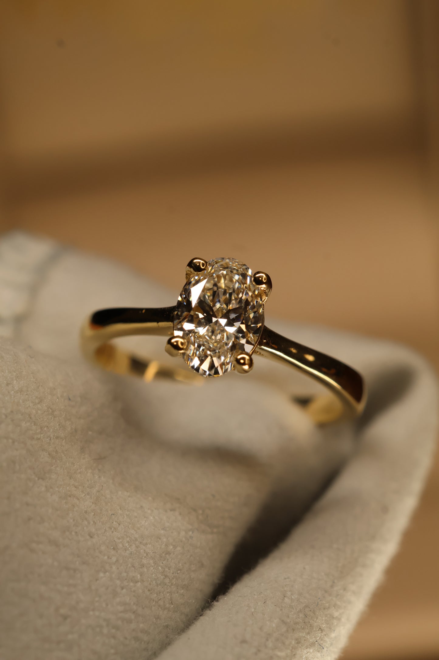 Anillo Elan en Oro Amarillo 14K con Diamante de Laboratorio de 1.03ct | IGI