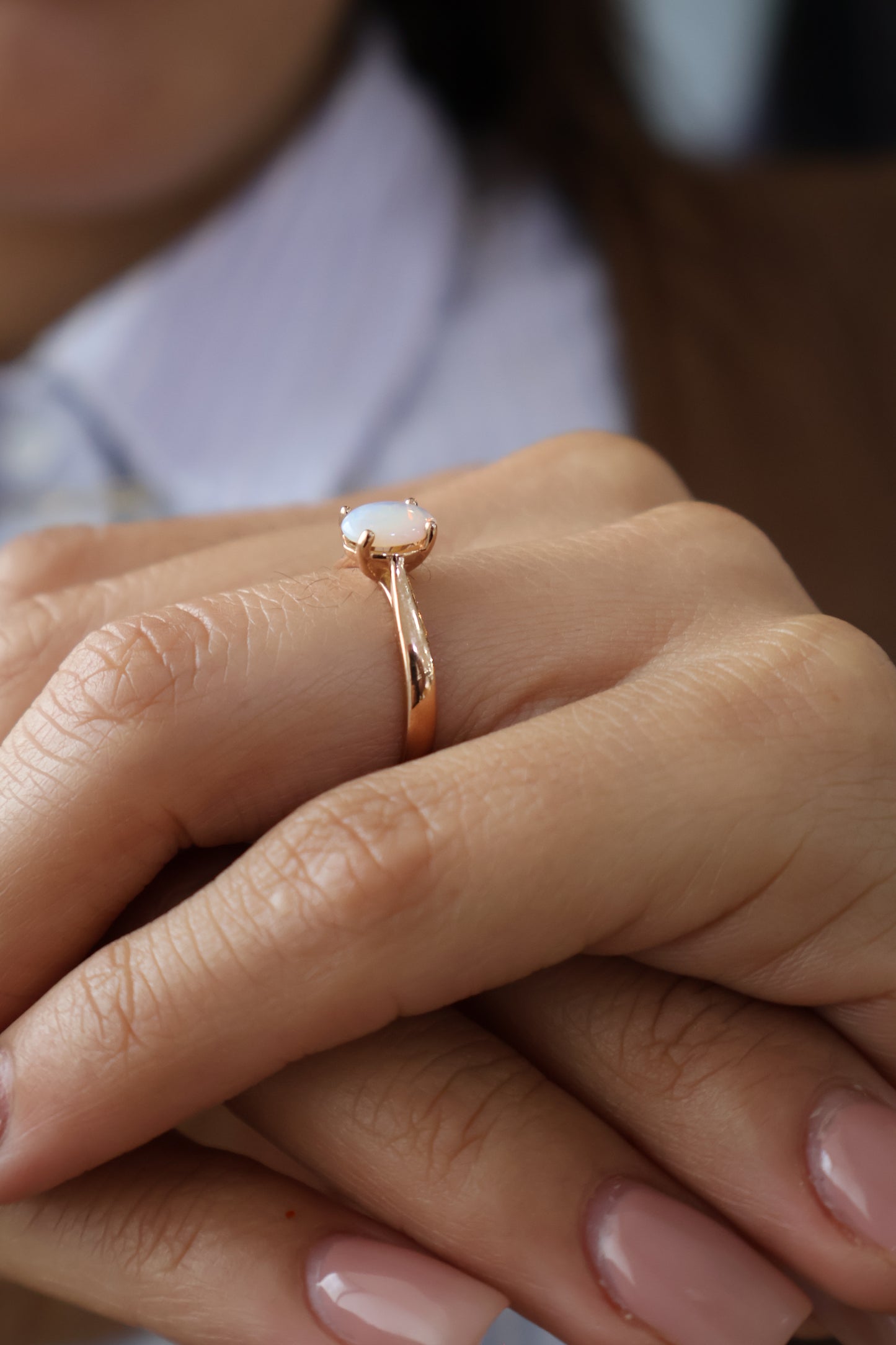 Anillo Rose en Oro Rosa 14k con Opalo 0.70 ct
