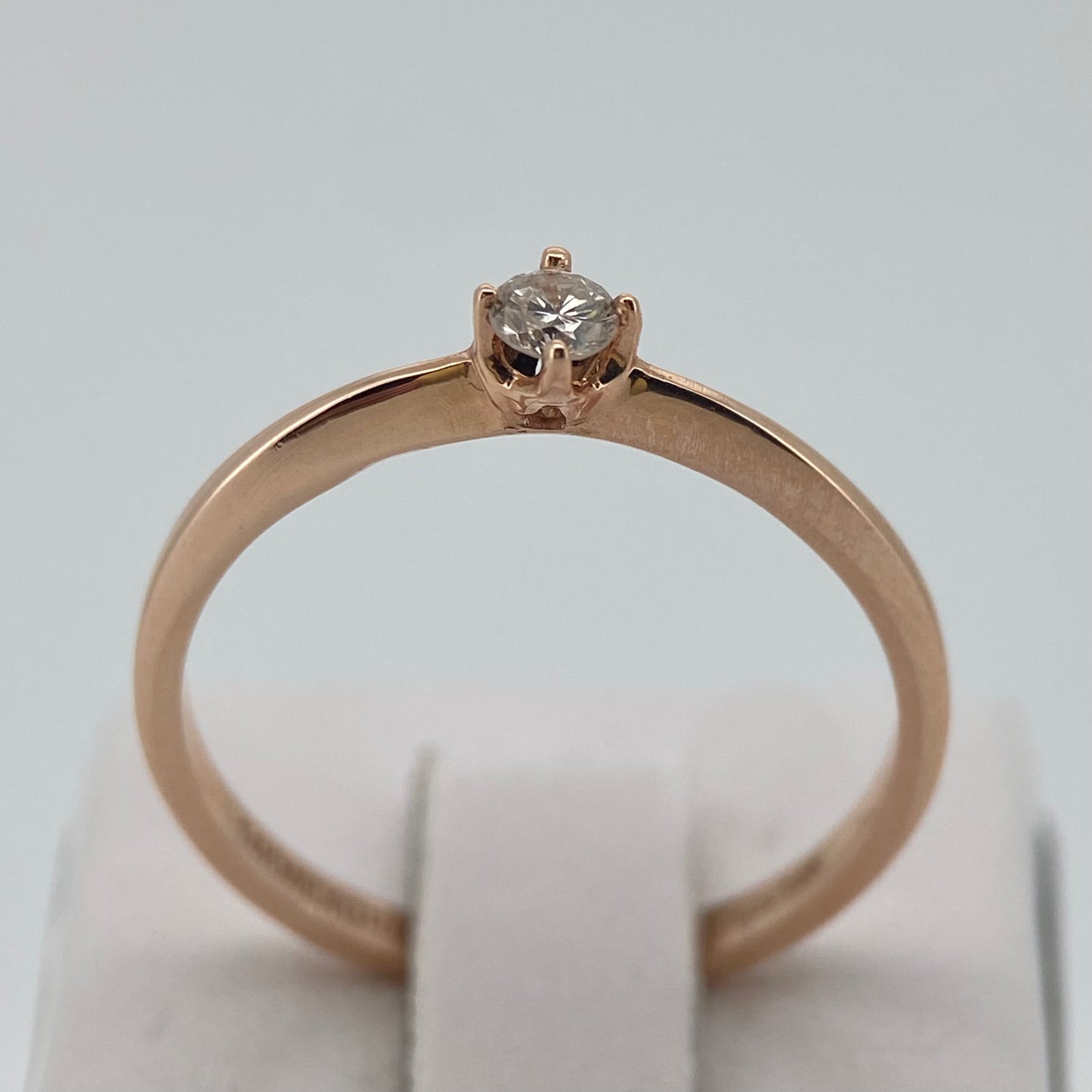 Anillo en Oro Rosa de 14k con Diamante Mod: OF1740