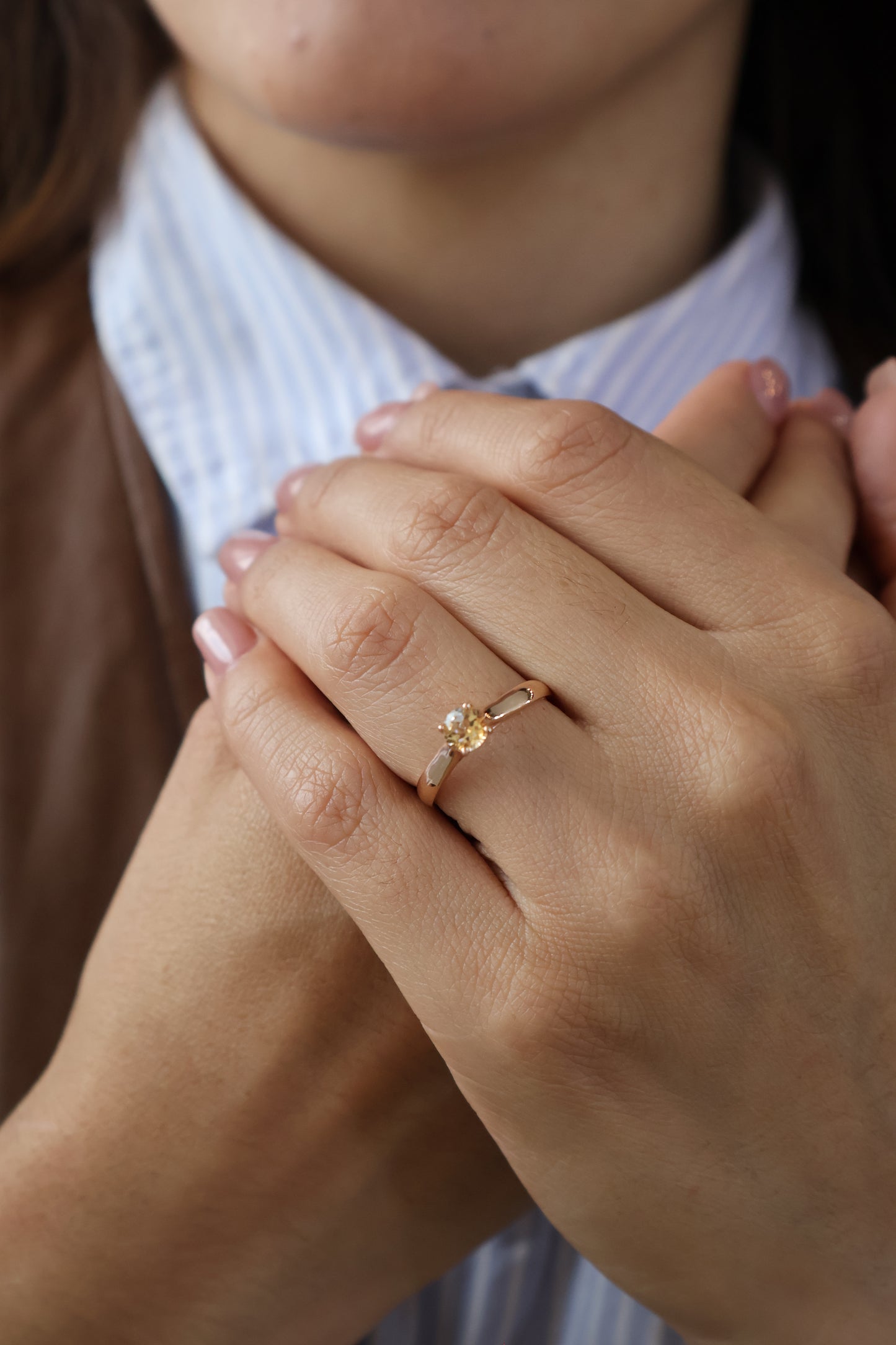 Anillo Penelope en Oro Rosa 14k con Topacio 0.50 ct