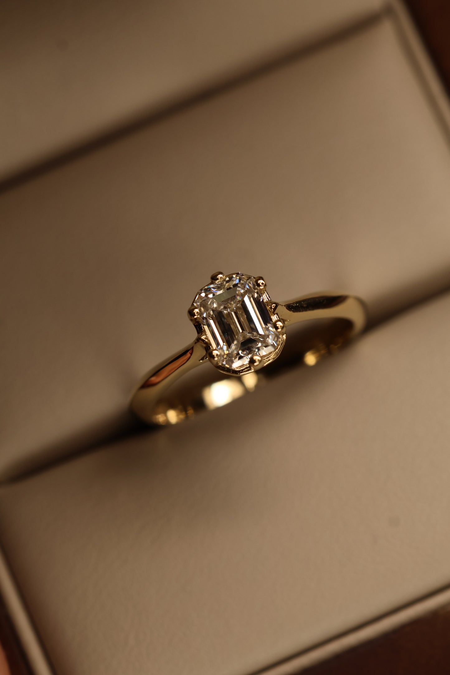 Anillo Lune Oro Amarillo 14K con Diamante de Laboratorio de 1.04ct | IGI