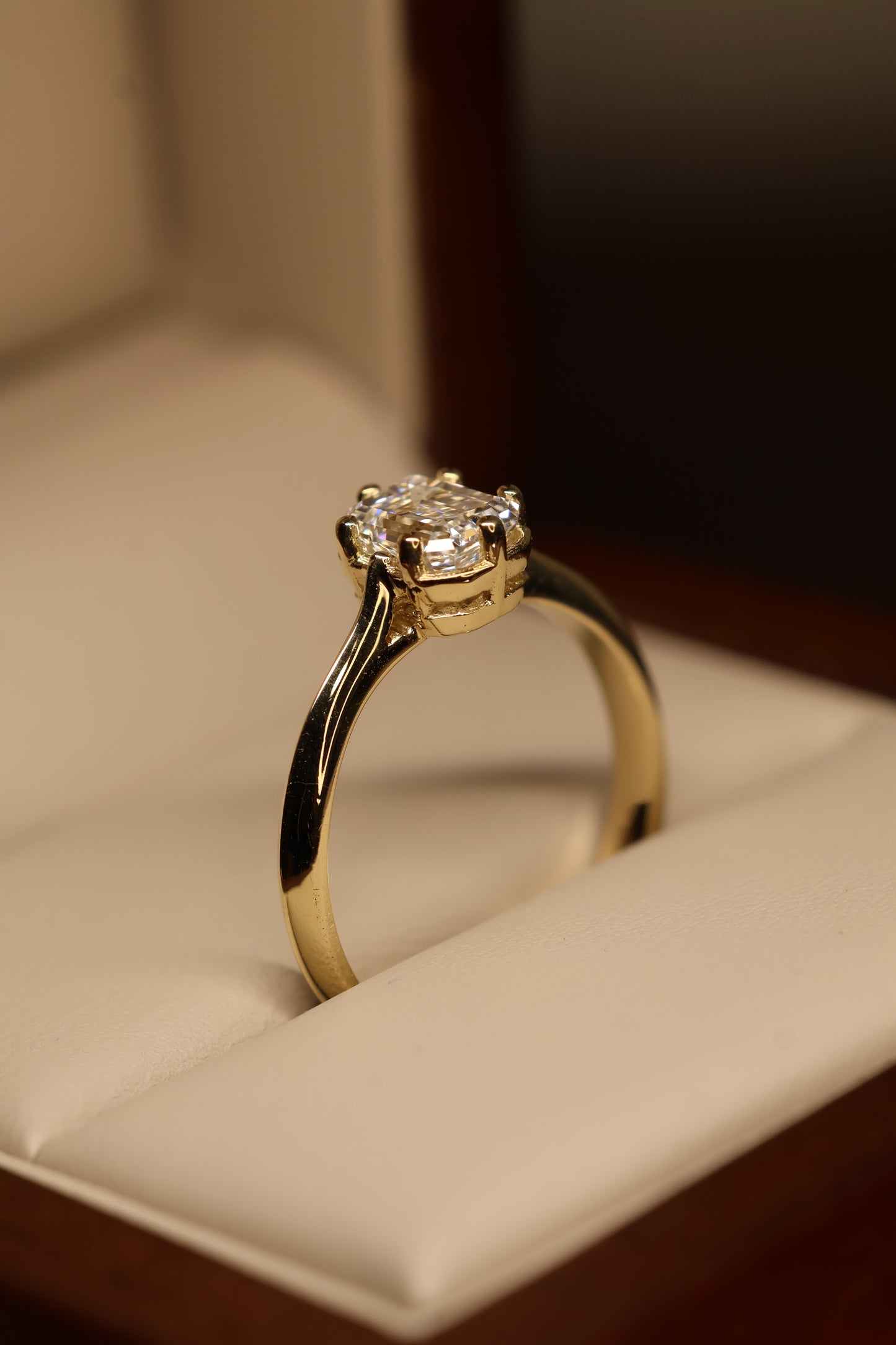 Anillo Lune Oro Amarillo 14K con Diamante de Laboratorio de 1.04ct | IGI