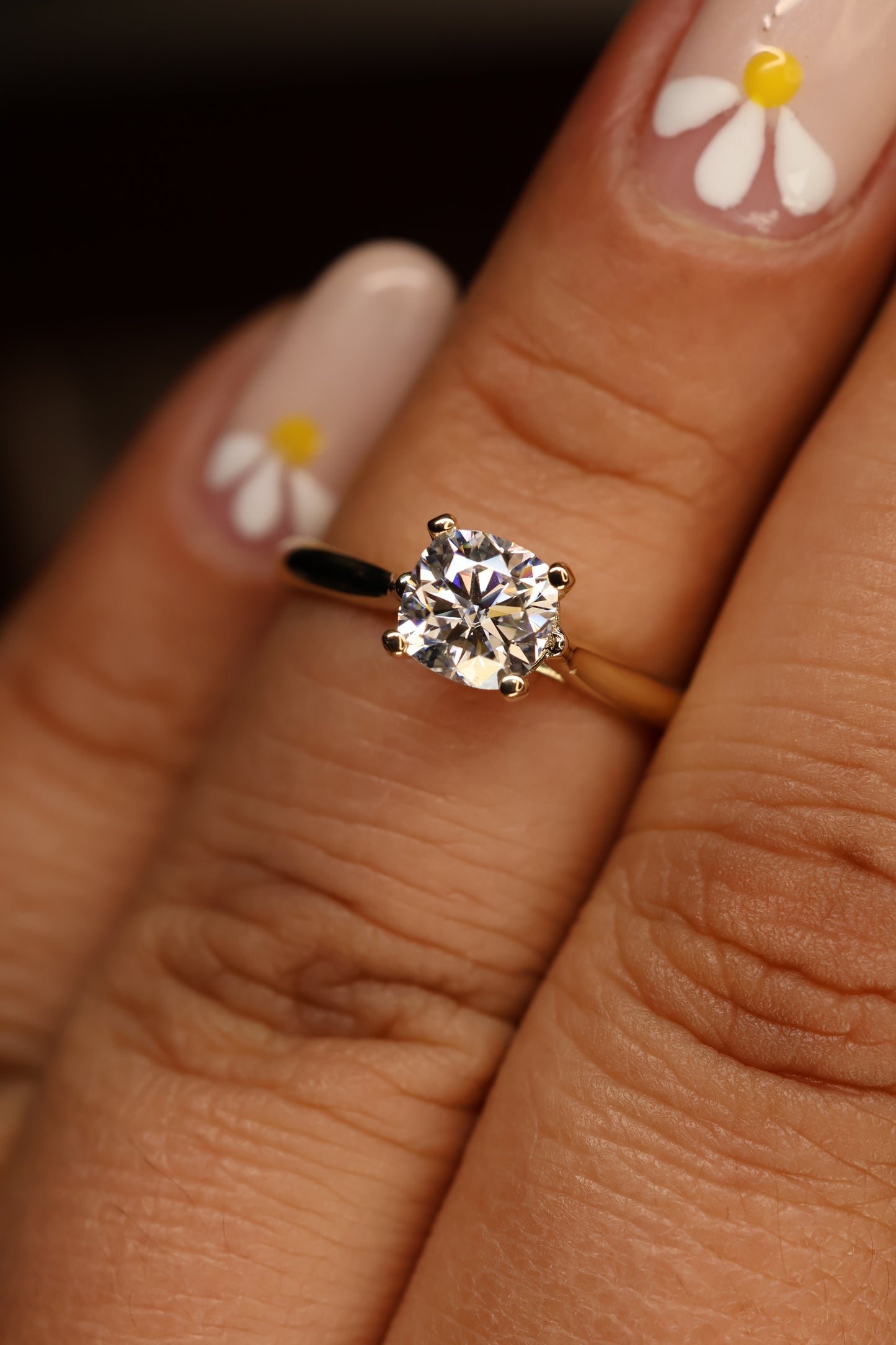 Anillo Estelle en Oro Amarillo 14k 1.0cts con Moissanita GRA Modelo 15353