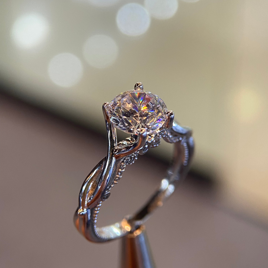 Anillo de compromiso en oro