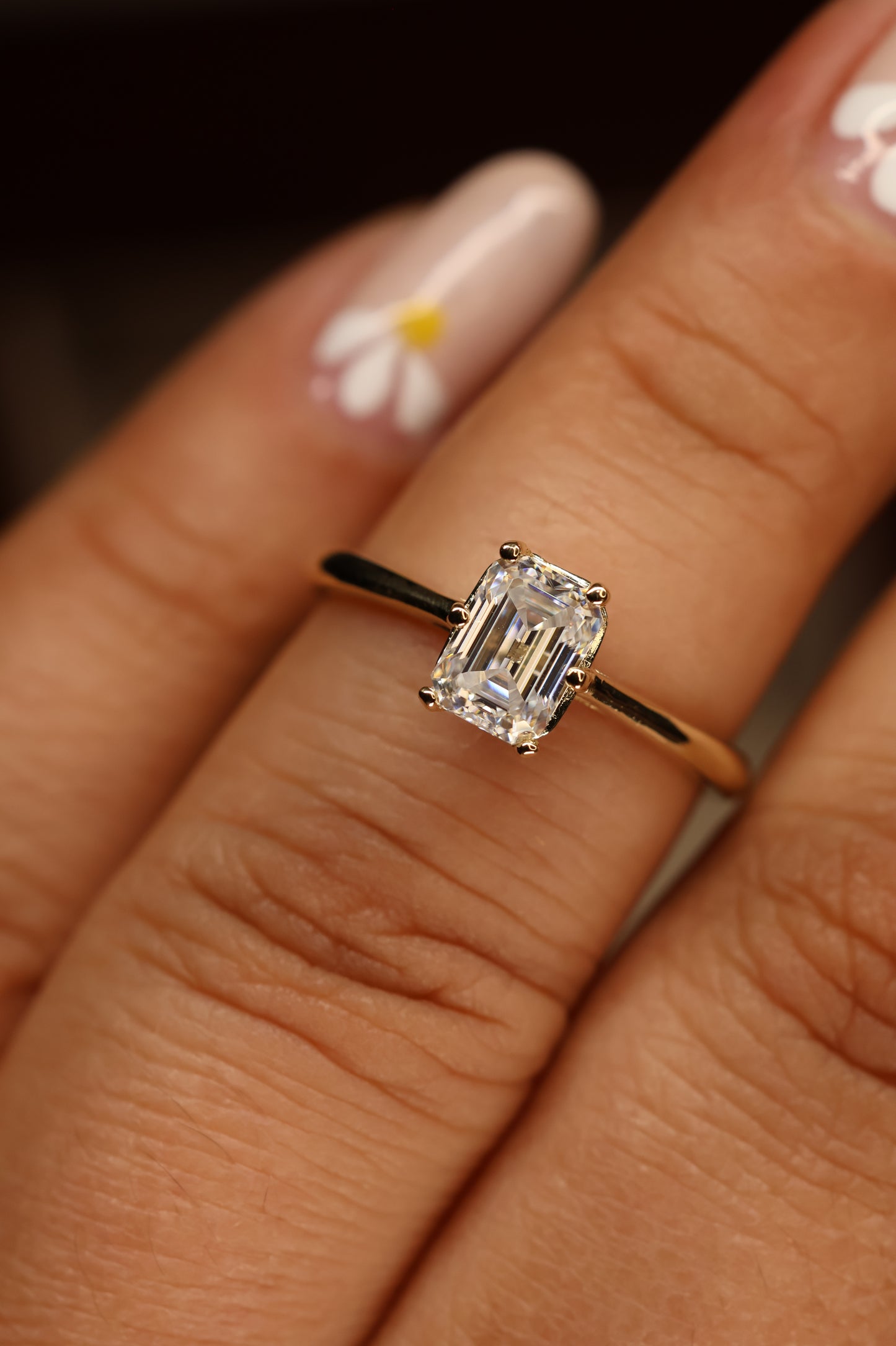 Anillo Emilia en Oro Amarillo 14k 1.0cts con Moissanita GRA Modelo 15354