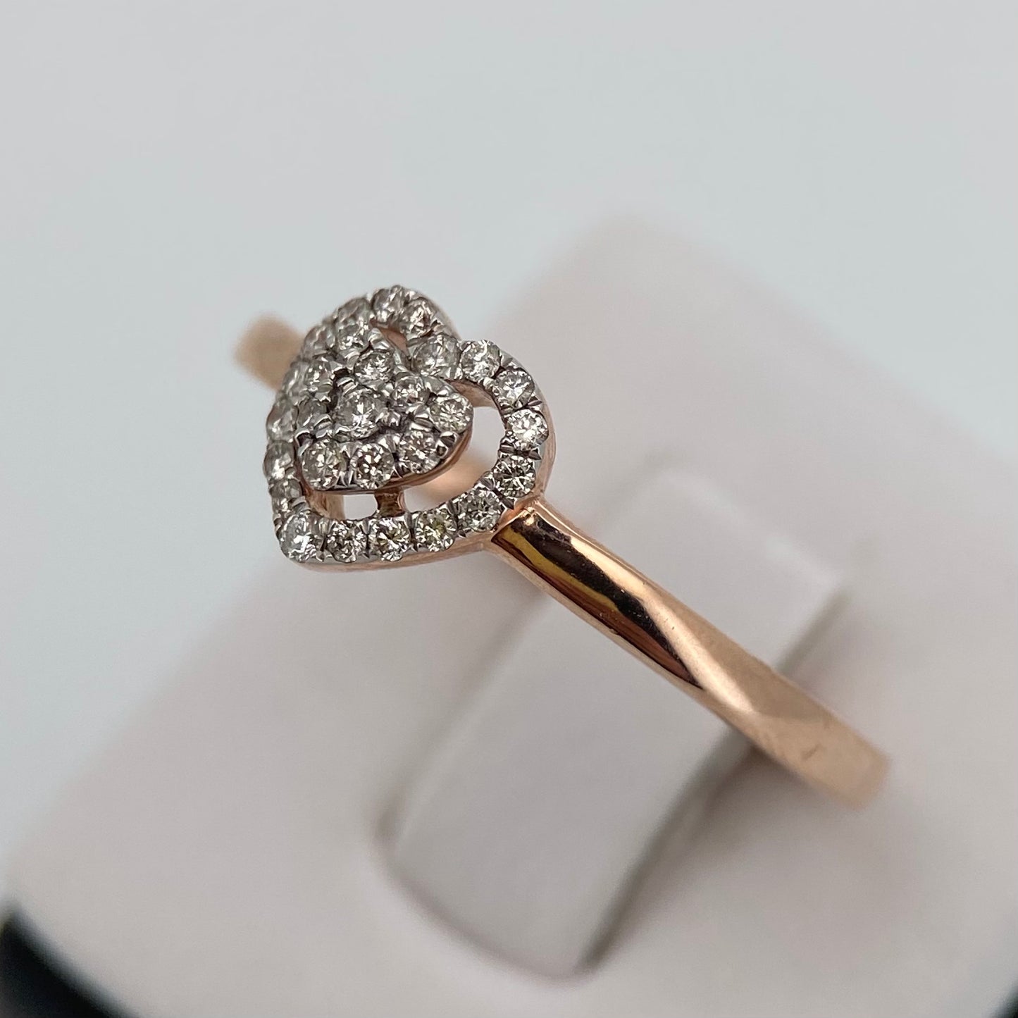Anillo en Oro Rosa de 14k con Diamante Mod: OF1797