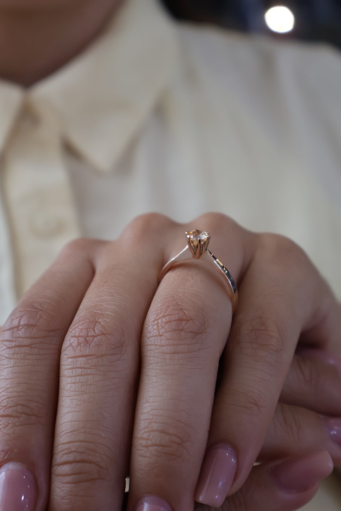 Anillo Hailey en Oro Rosa 14k con Topacio 0.50 ct