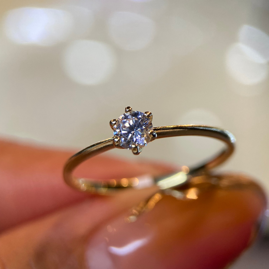 Anillo de compromiso en oro