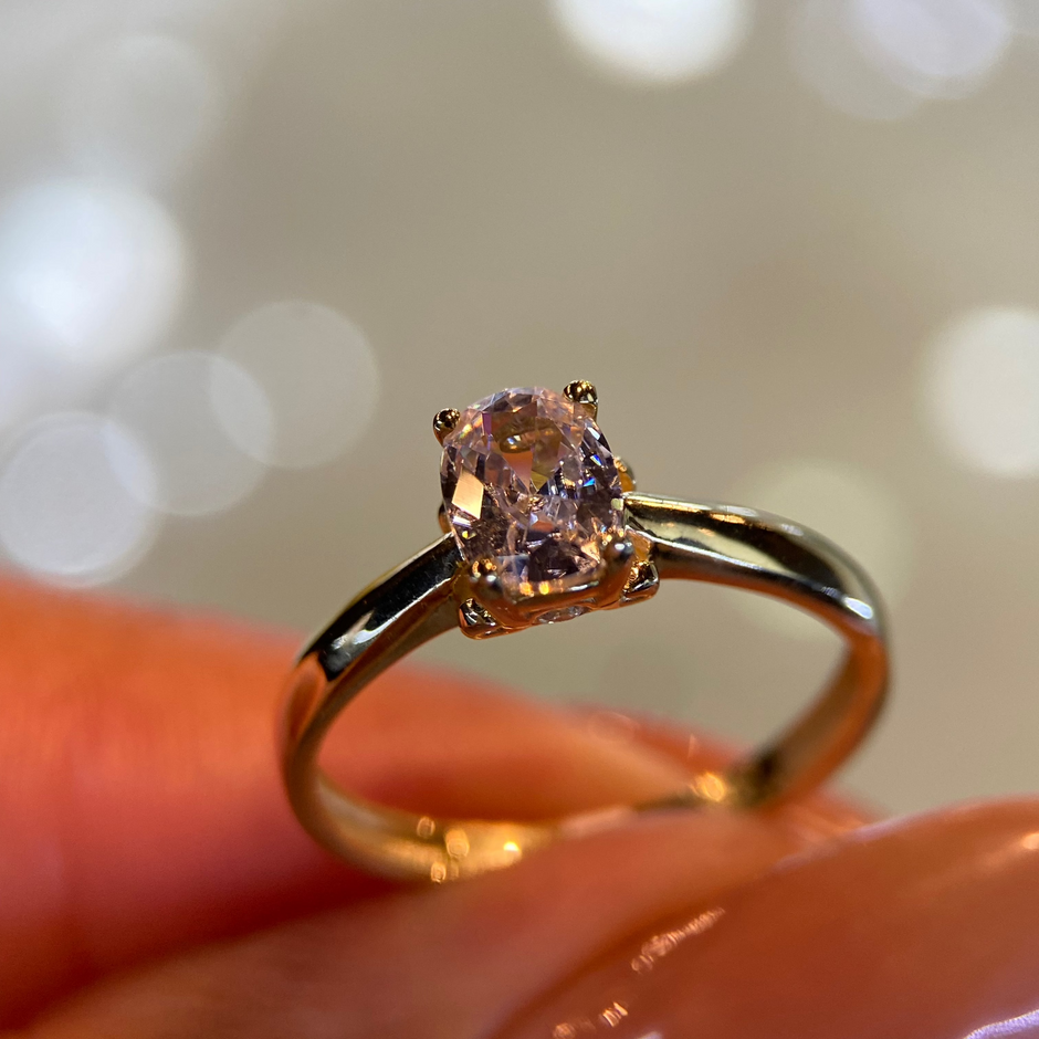 Anillo de compromiso en oro