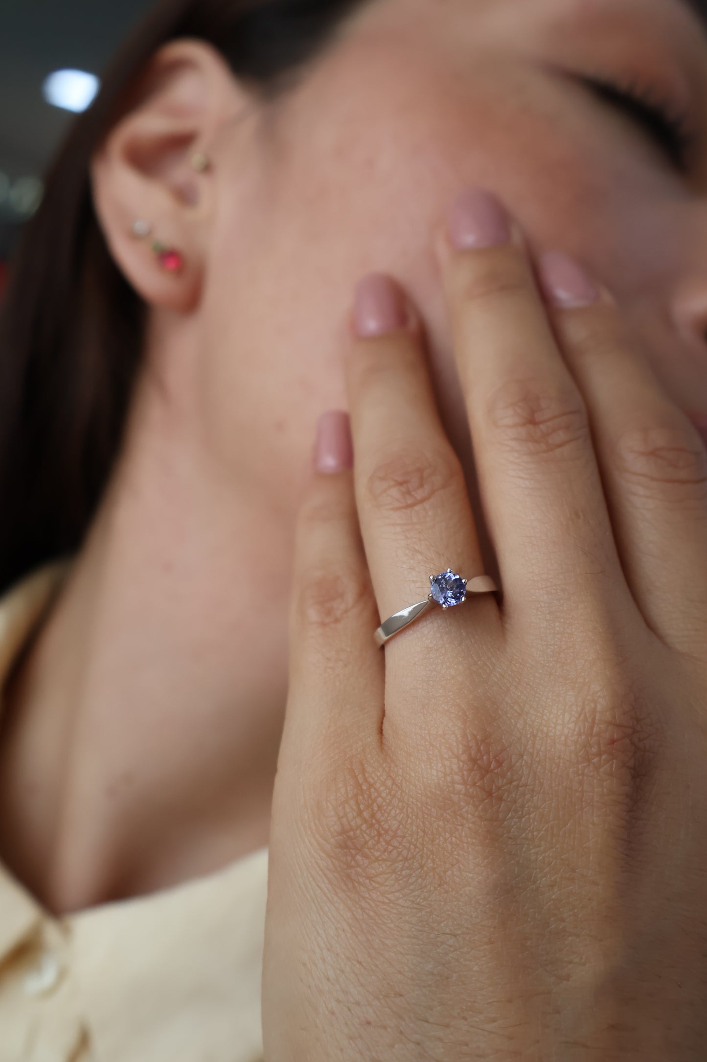 Anillo Melody en Oro Blanco 14k con Tanzanita 0.50 ct