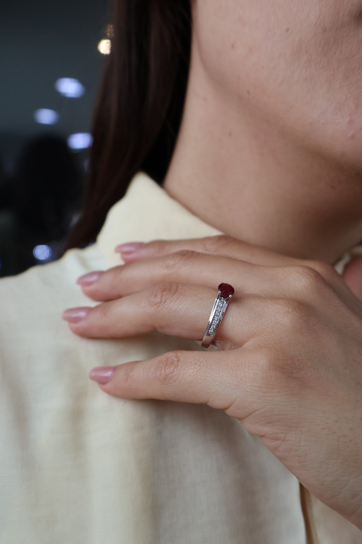 Anillo Ariel en Oro Blanco 14k con Rubi 0.60 ct