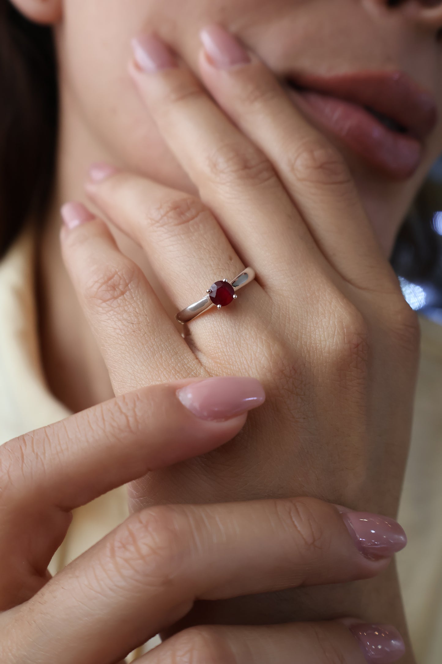 Anillo Margareth en Oro Blanco 14k con Rubi 0.50 ct