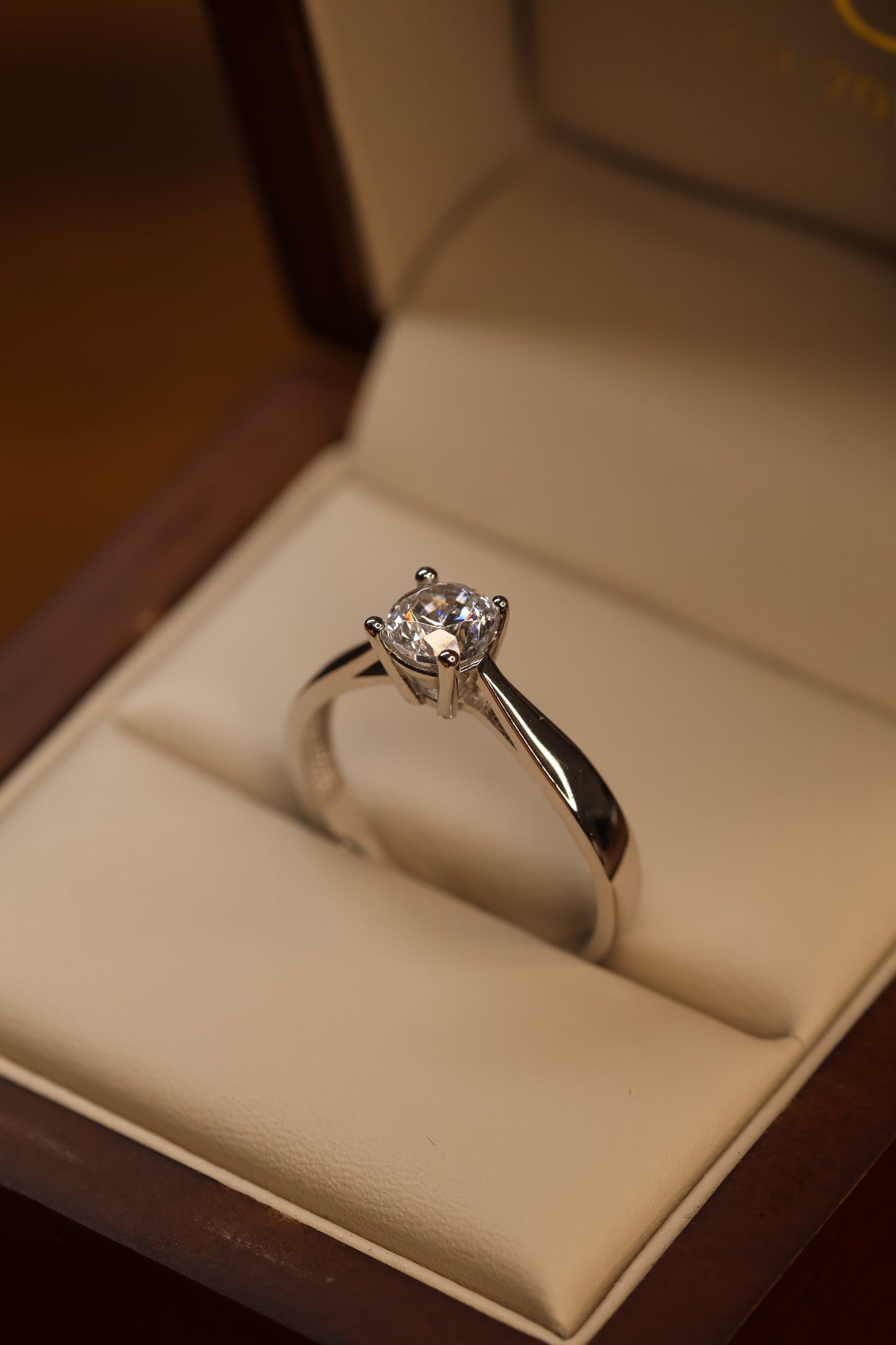Anillo Lisa en Oro .50 ct