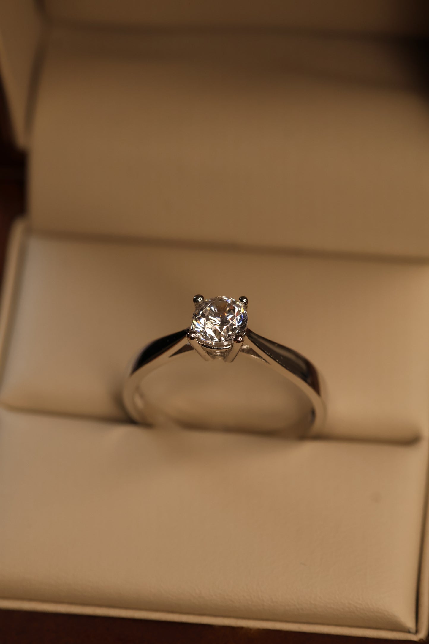 Anillo Lisa en Oro .50 ct