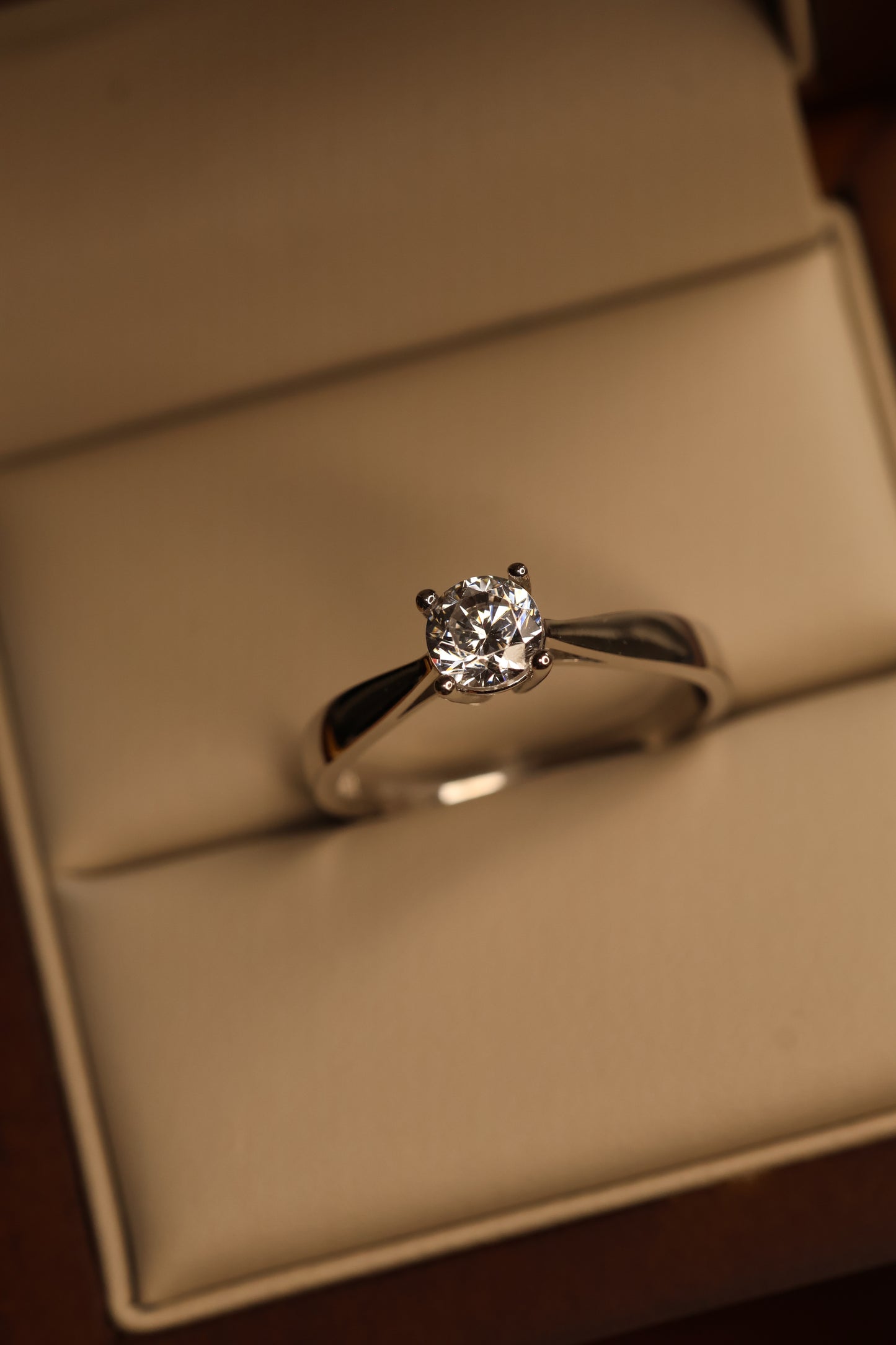 Anillo Lisa en Oro .50 ct