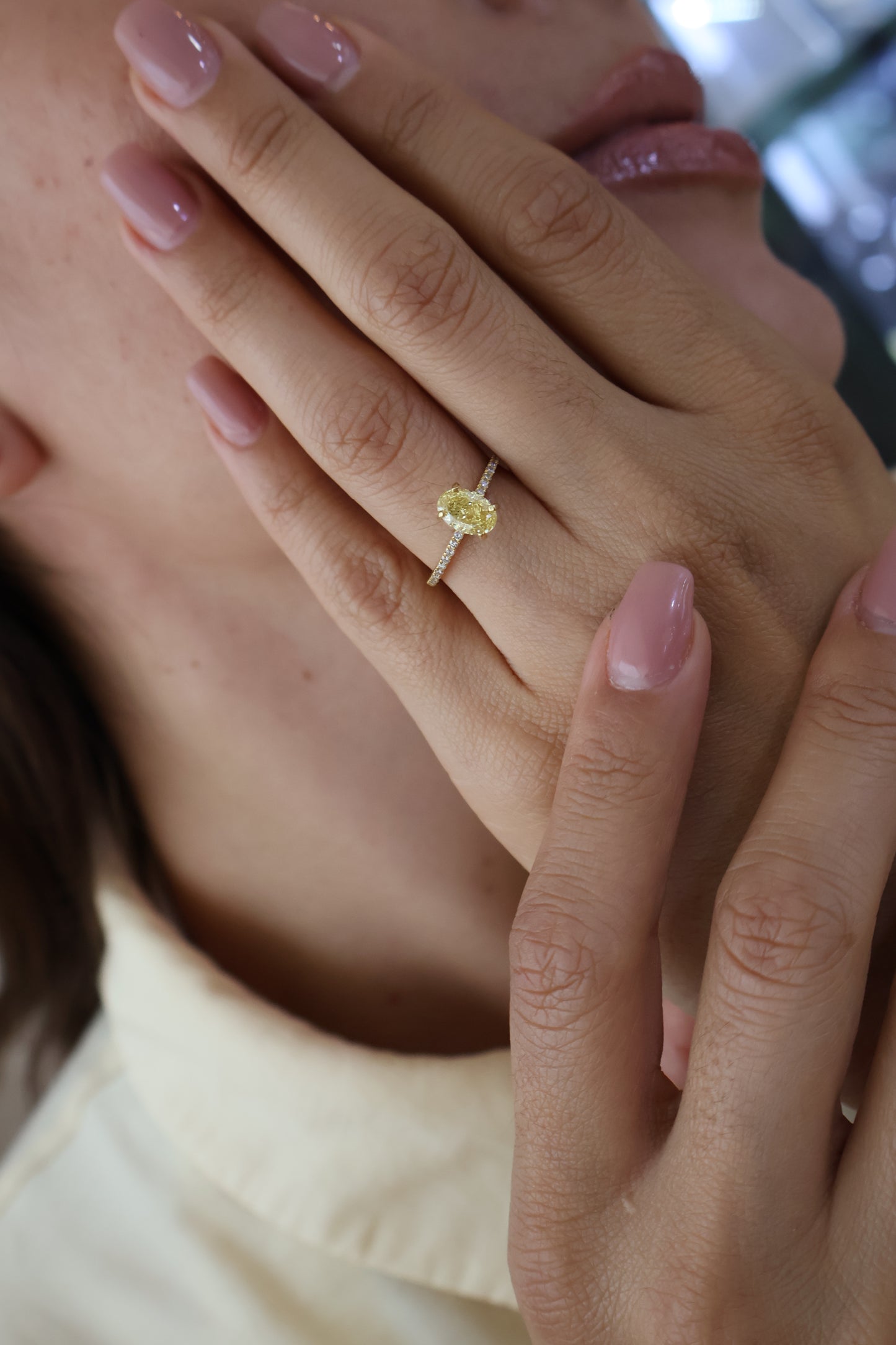 Anillo Bella en Oro 1.00 ct