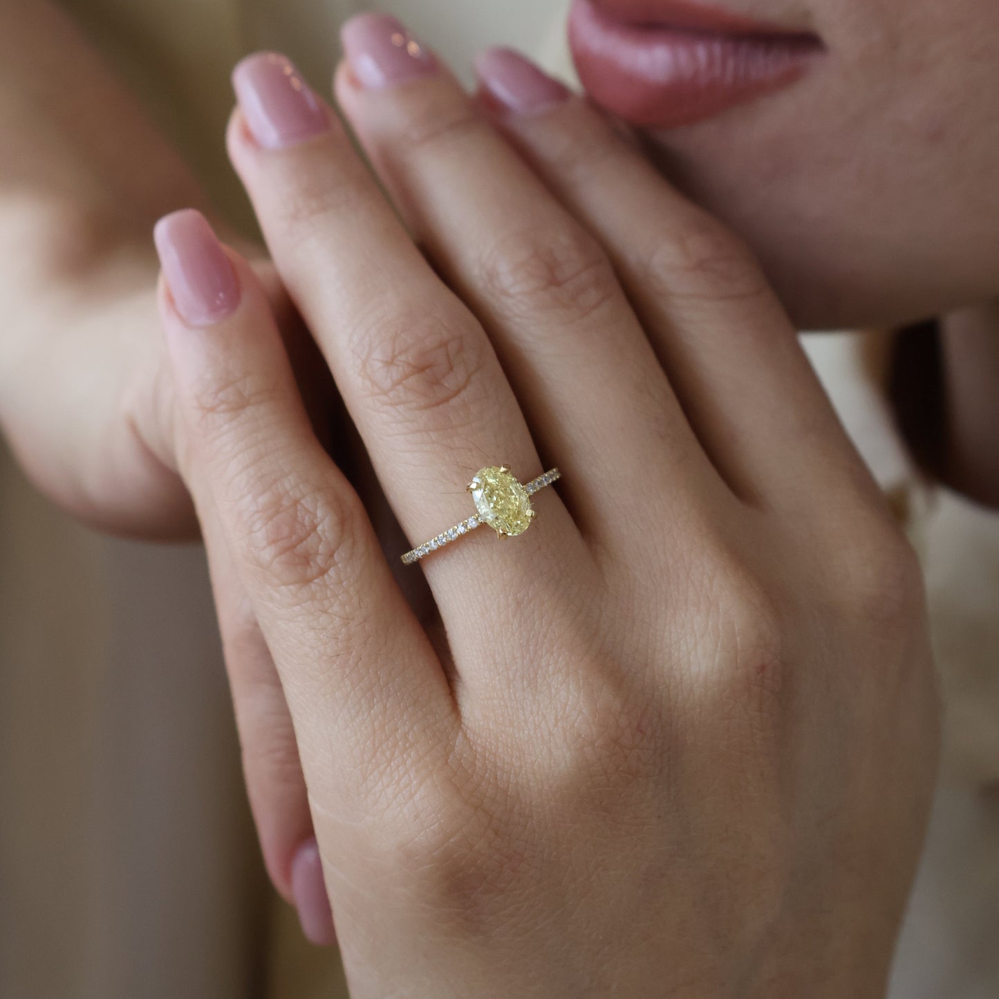 Anillo Bella en Oro 1.00 ct