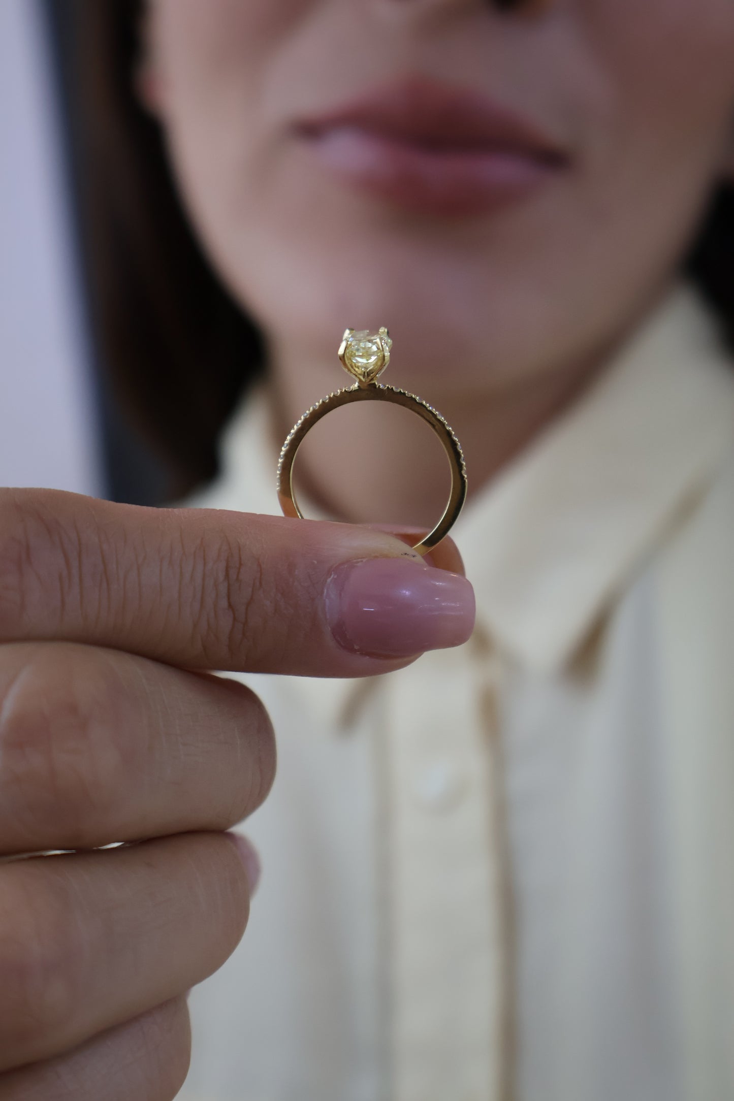 Anillo Bella en Oro 1.00 ct