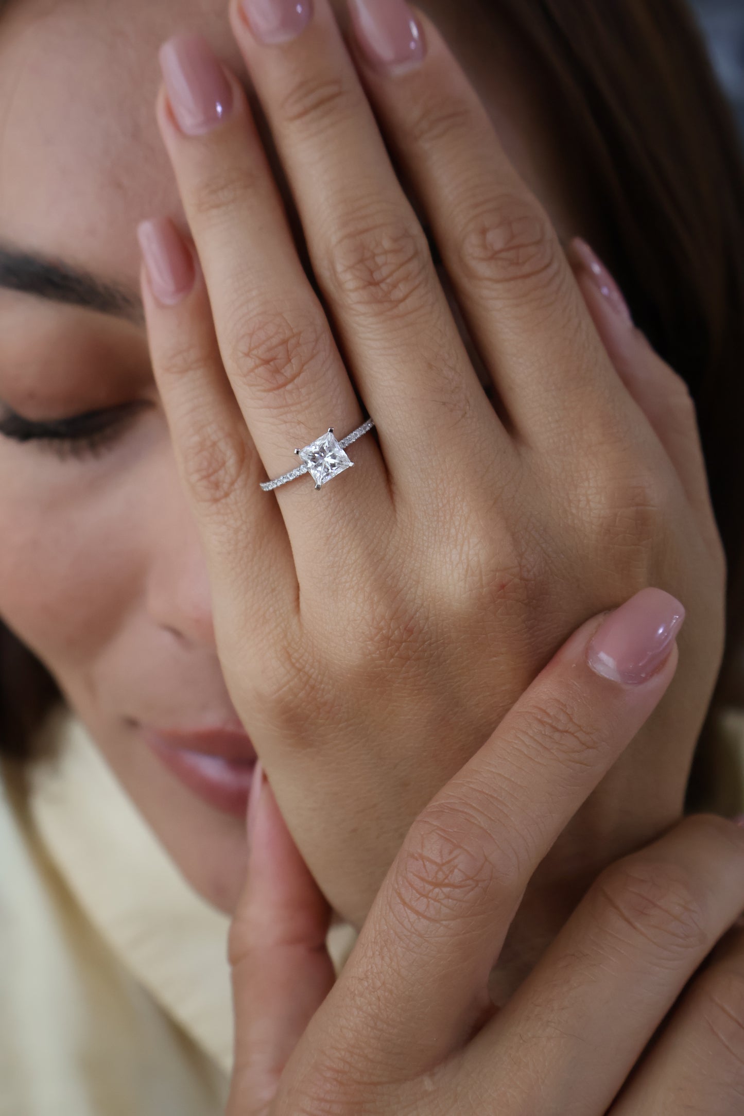 Anillo Giovanna en Oro 1.00 ct