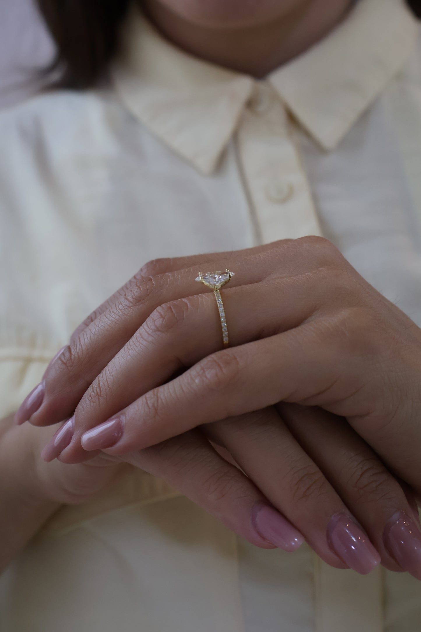 Anillo Regina en oro 1.00 ct