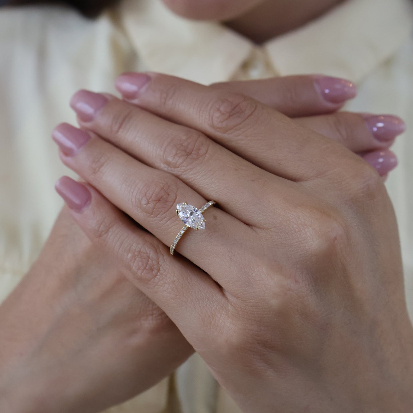 Anillo Regina en oro 1.00 ct