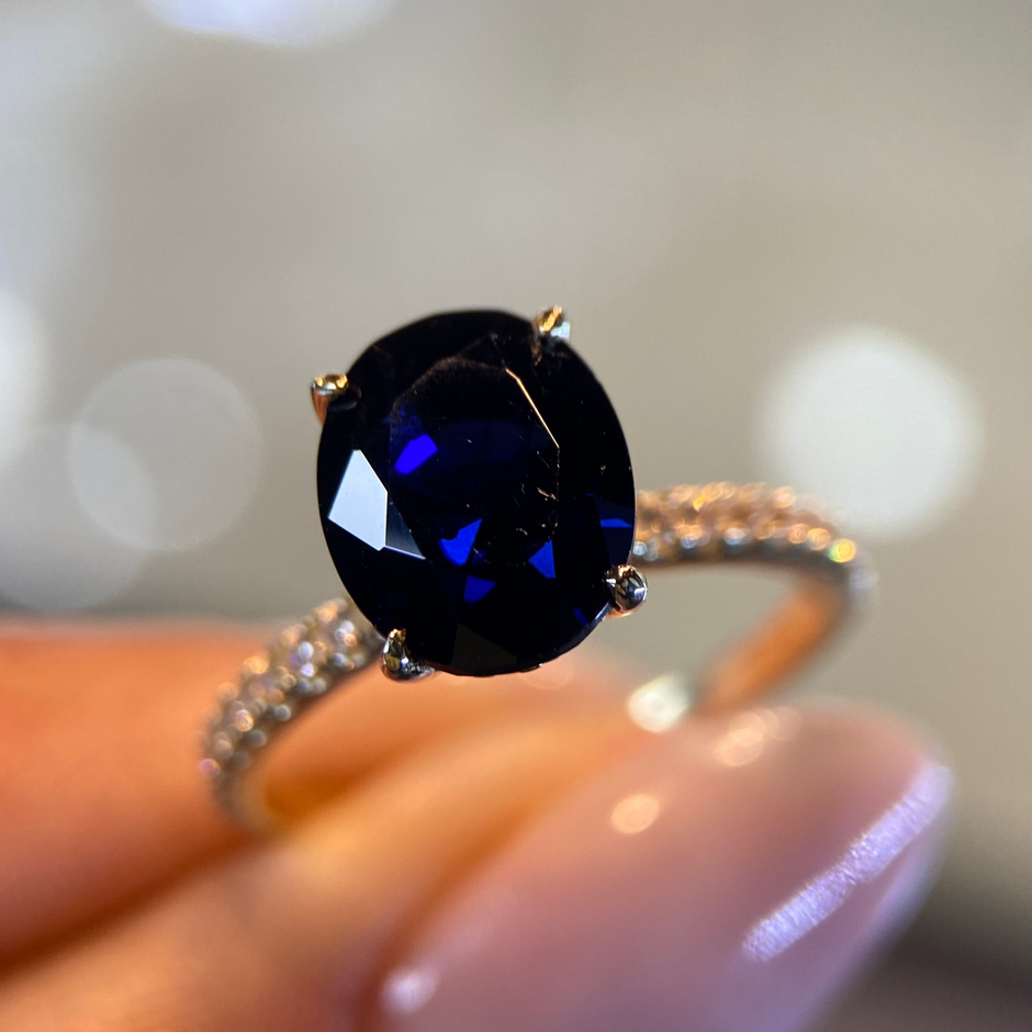 Anillo de compromiso en oro