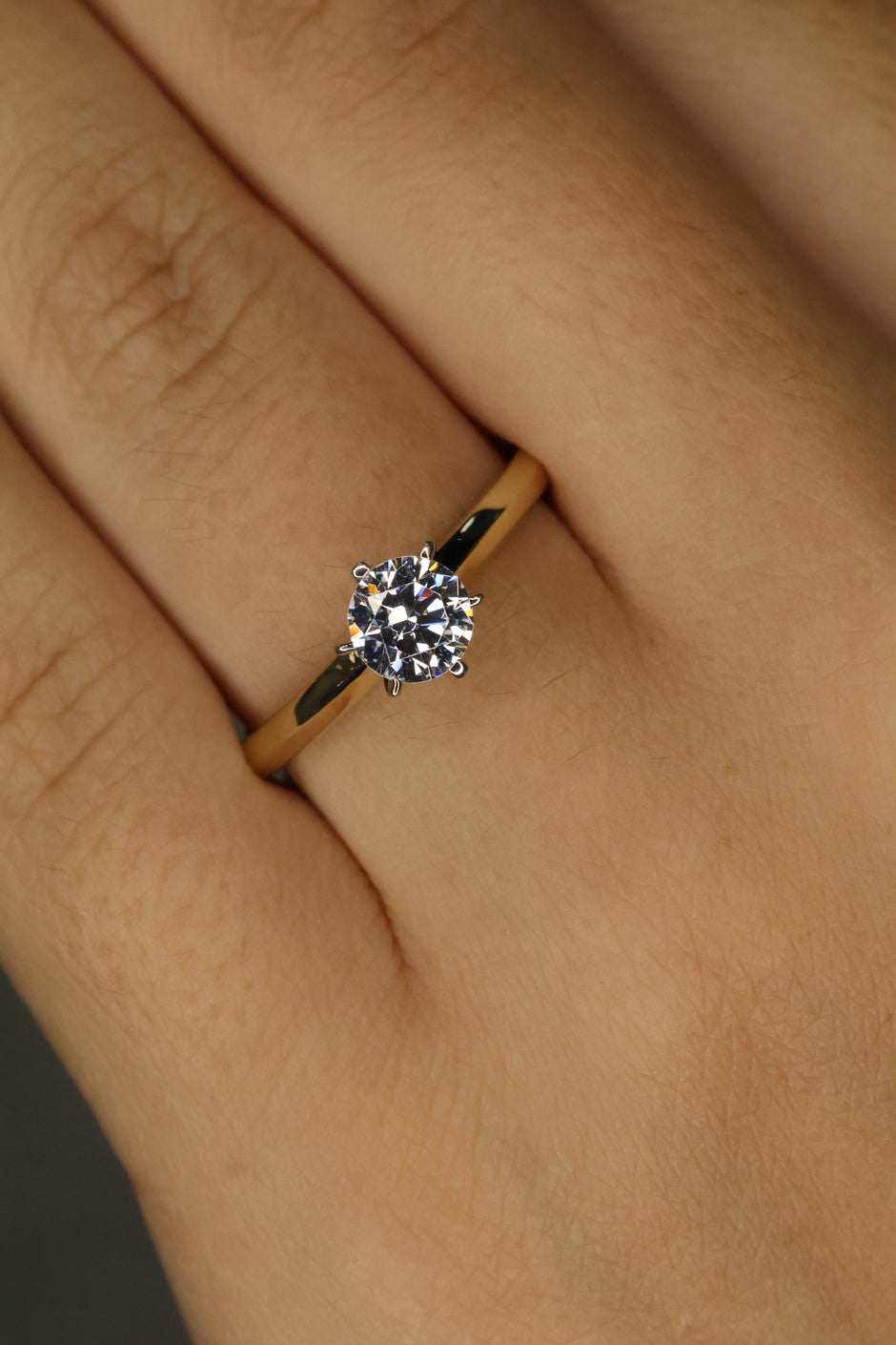 Anillo en Oro Amarillo 14k en Circonia Mod.16085