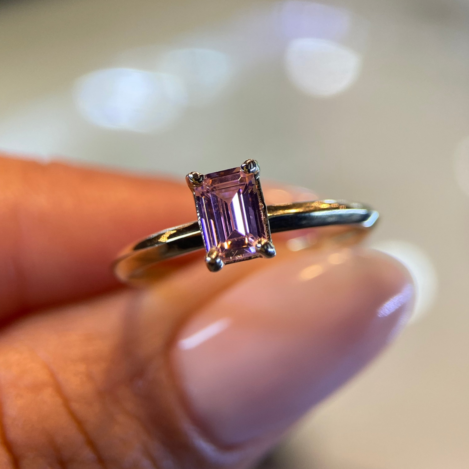 Anillo Elira en Oro .50 CT