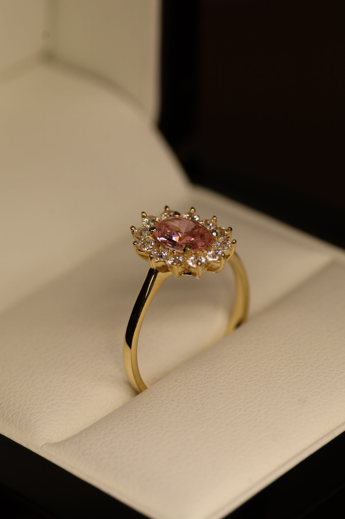 Anillo en Oro Amarillo 14k con Circonia Mod. 15912